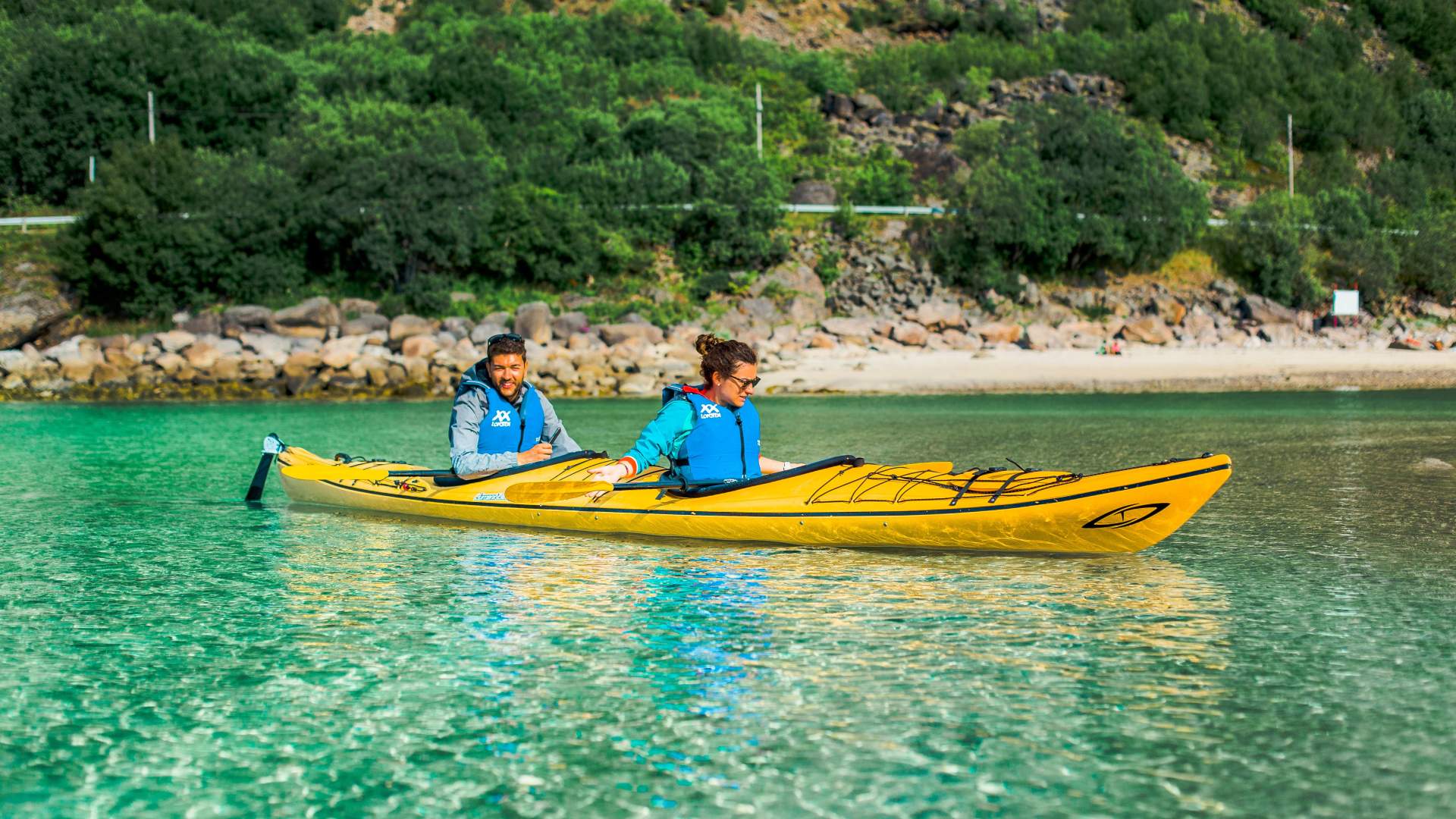 Kajakktur fra Svolvær med XXLofoten