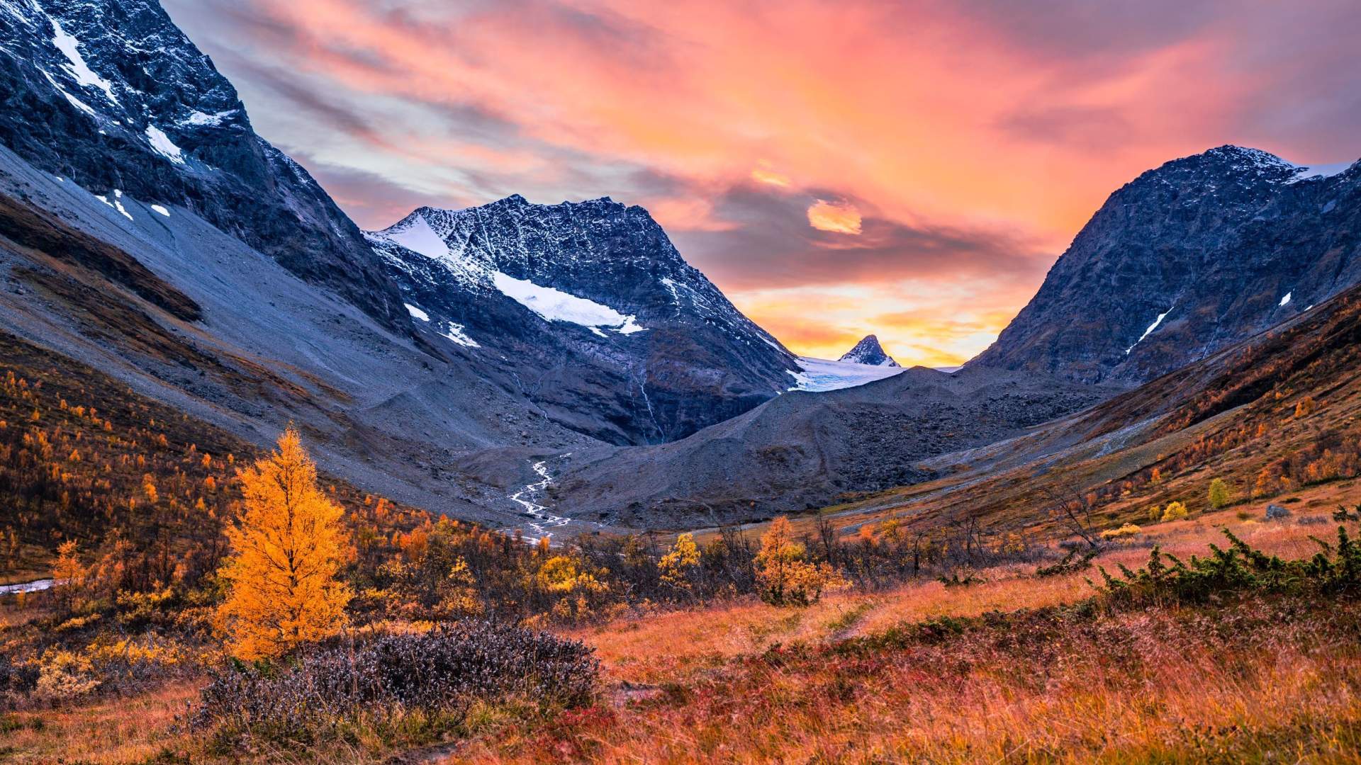 Tur til Steindalen med brevandring på Steindalsbreen - Lyngen Outdoor Experiences