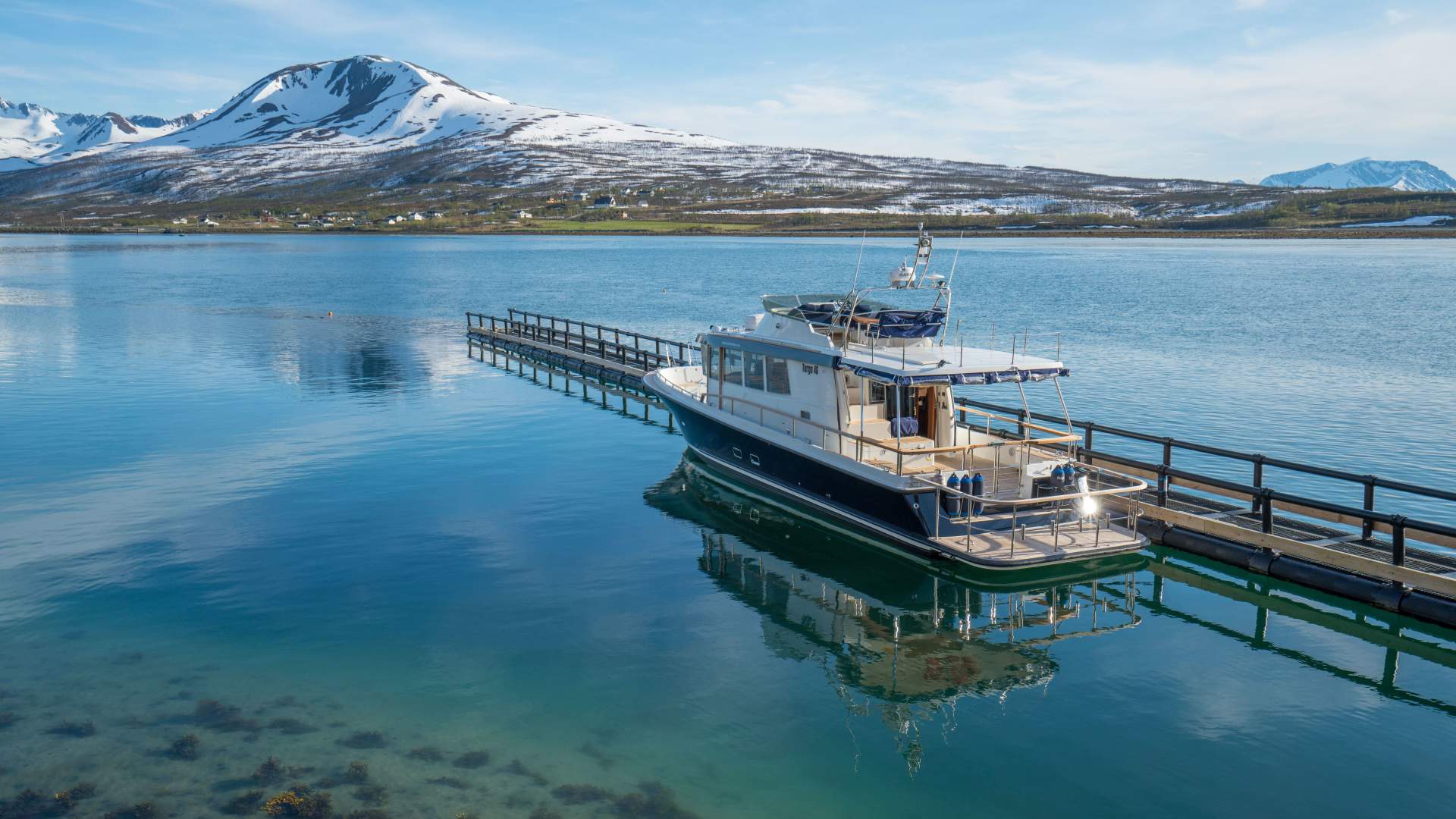 Tromsø by boat - Lyngen Experience