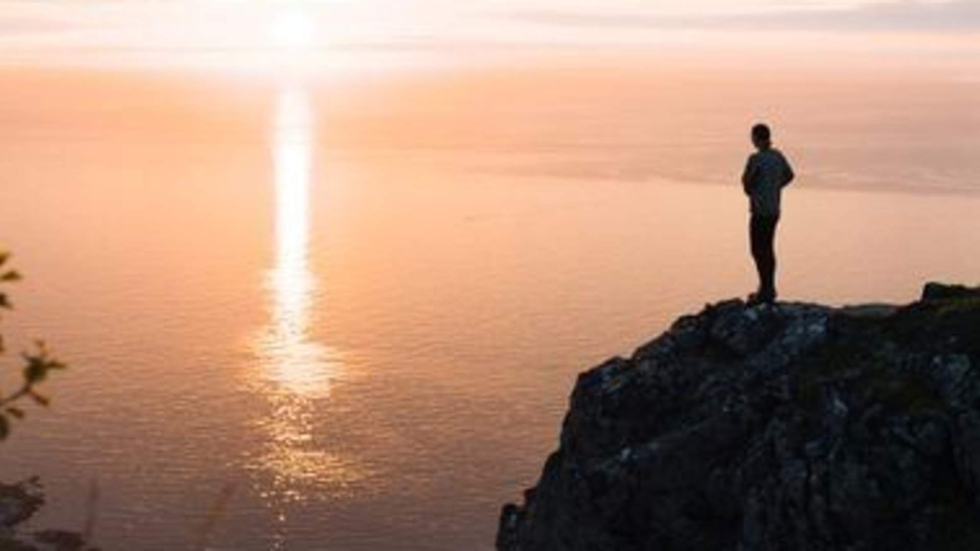 Lofoten: Midnight tour to Gimsøya