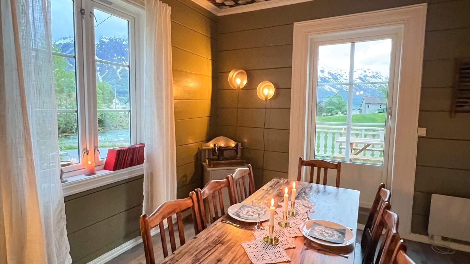 Vollsnes Guest House