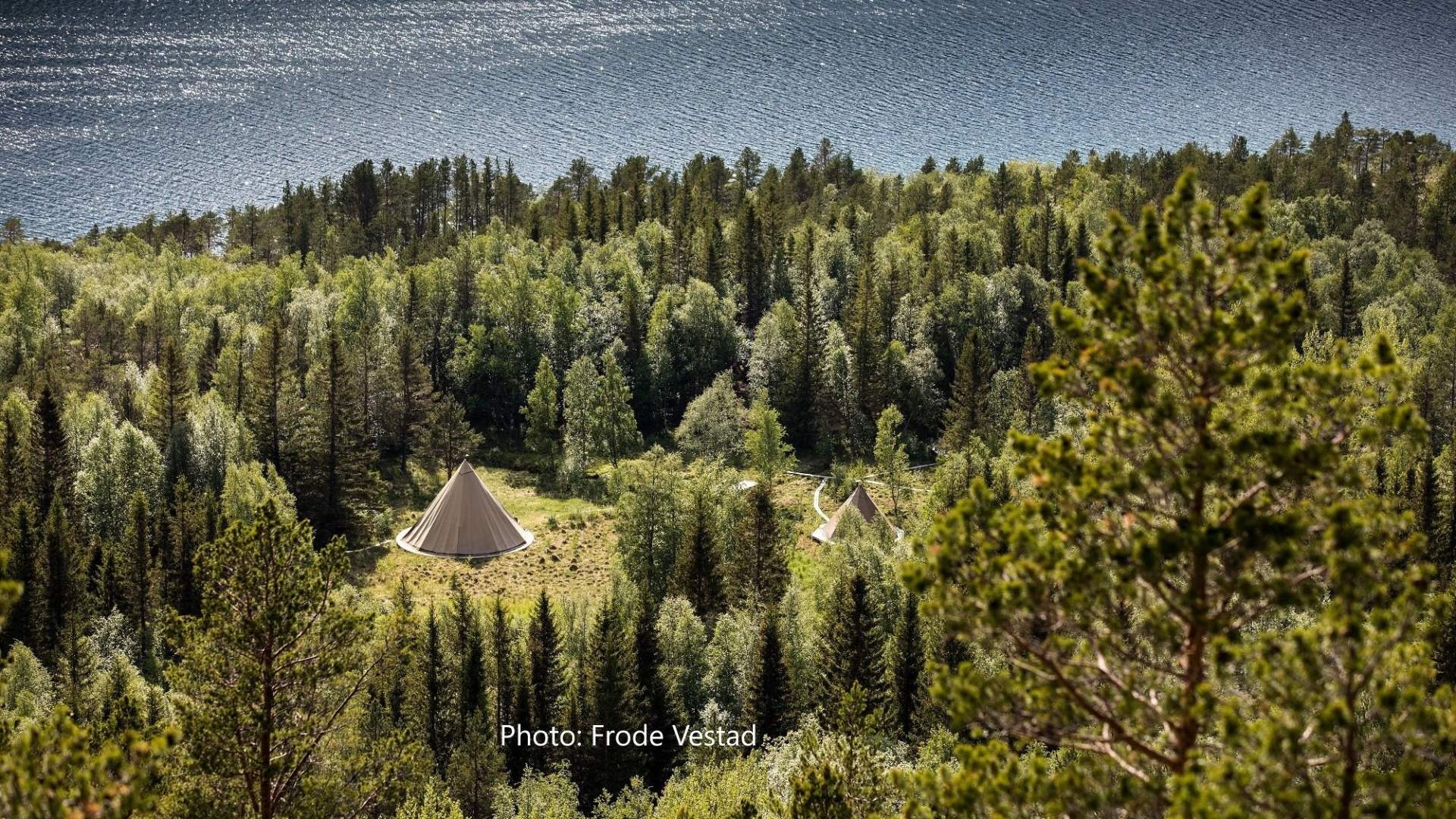 Sámi Safari Camp - Close to nature, yourself and Sami culture