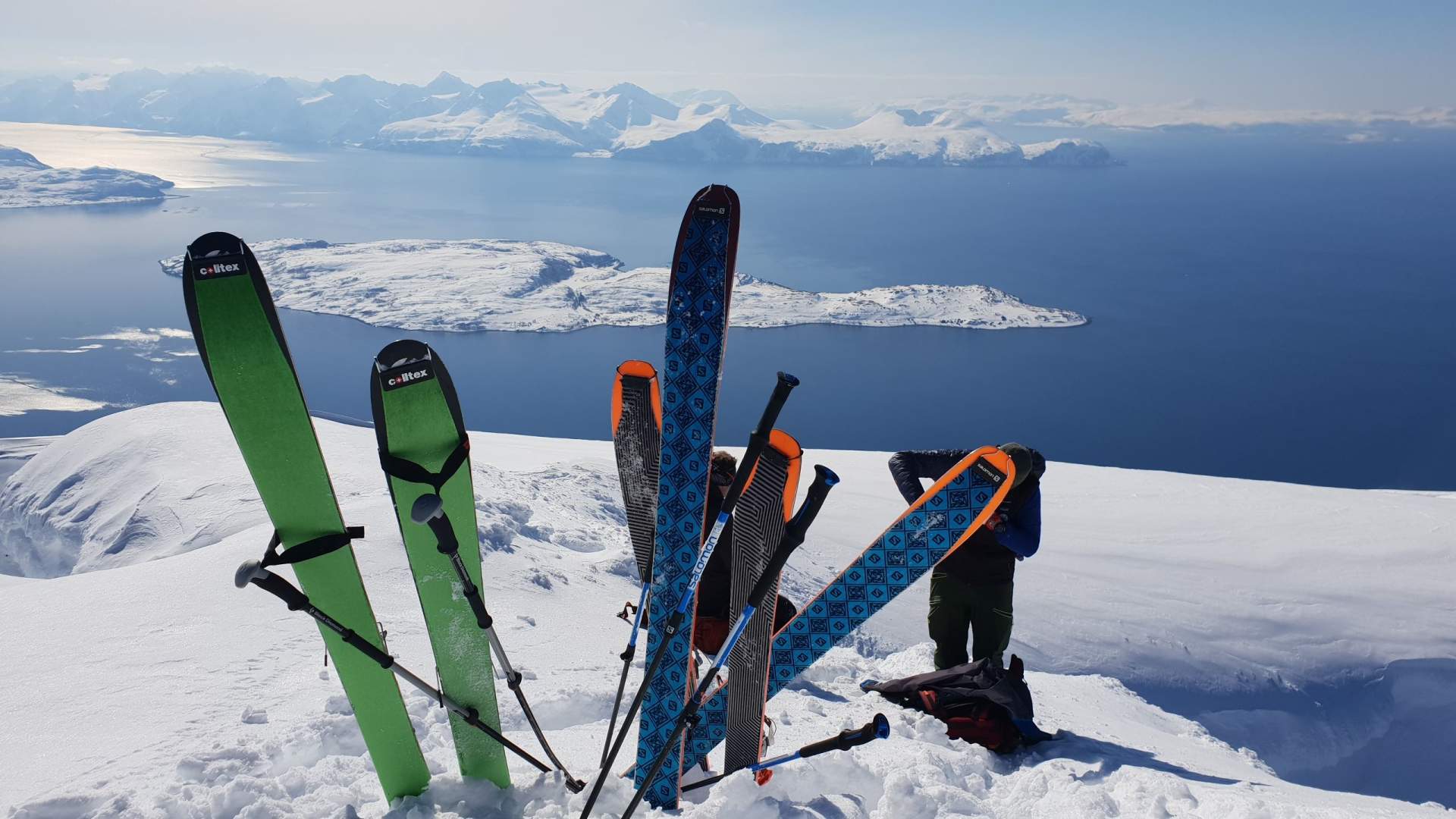 Ski touring north of Lyngen