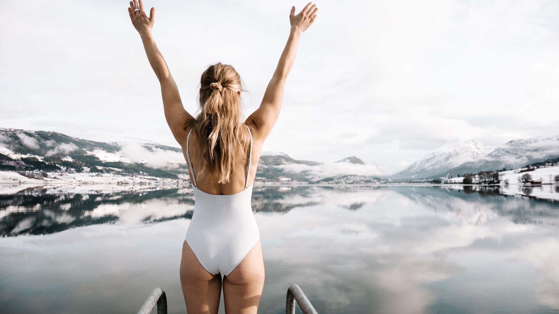 Ice swimming in Nordfjord