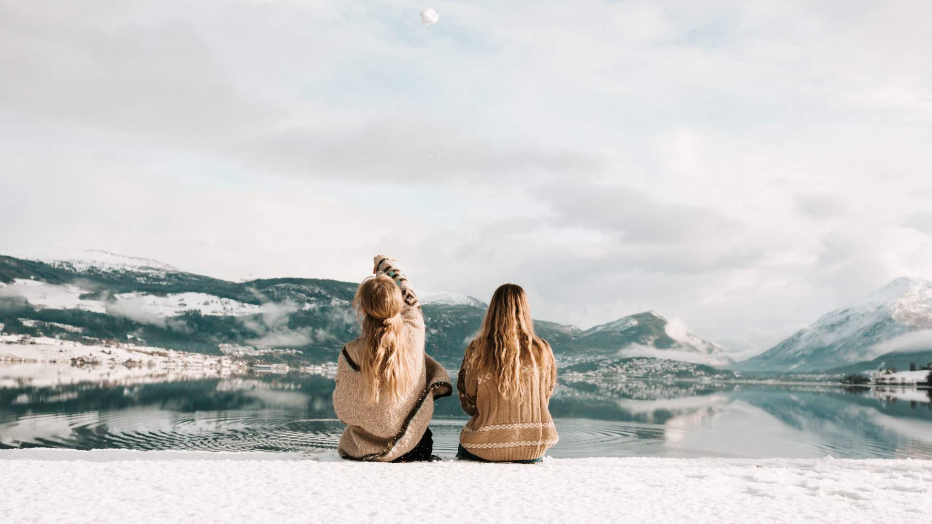 Ice swimming in Nordfjord