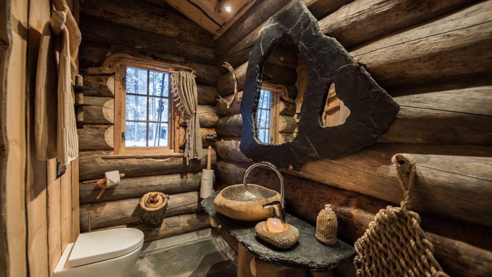 Engholm Husky Design Lodges