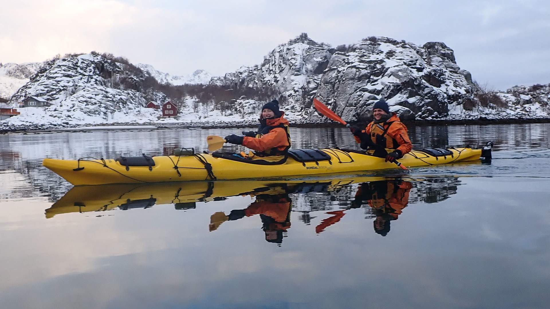 Kayak trip- Half day with Lofoten Aktiv