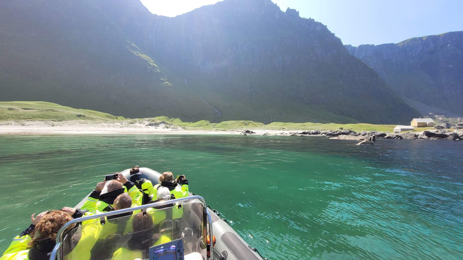 Bremanger Rib og Sjøtjenester AS
