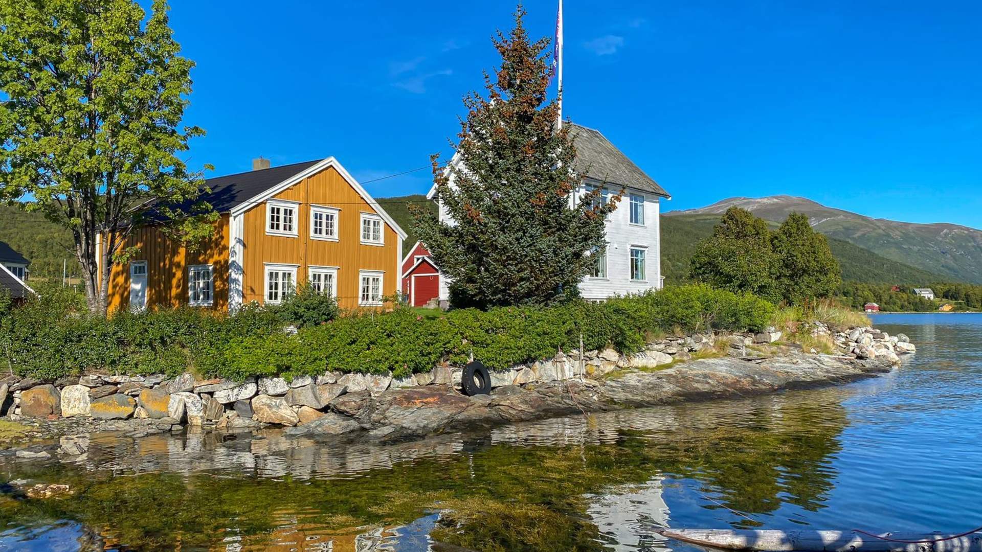 Explore the old trading post Finnkroken