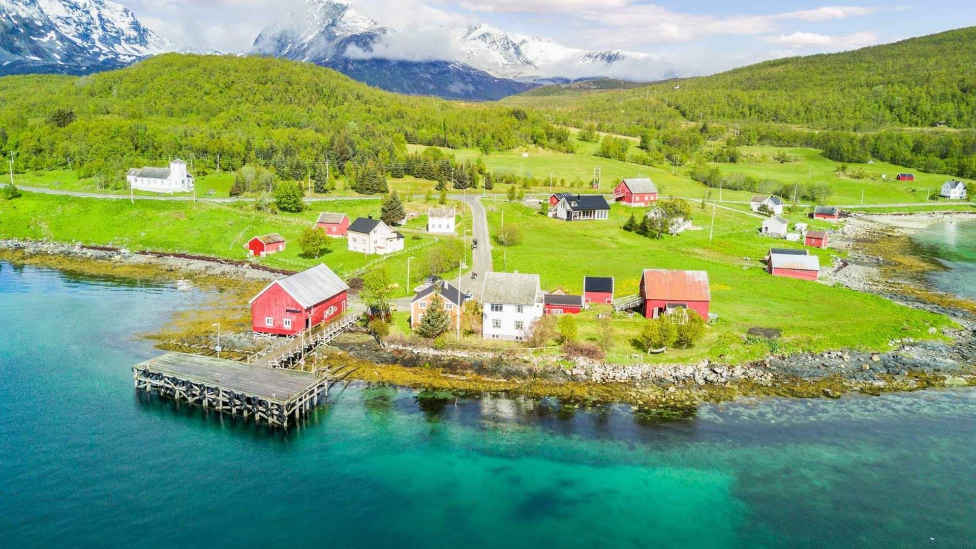 Explore the old trading post Finnkroken