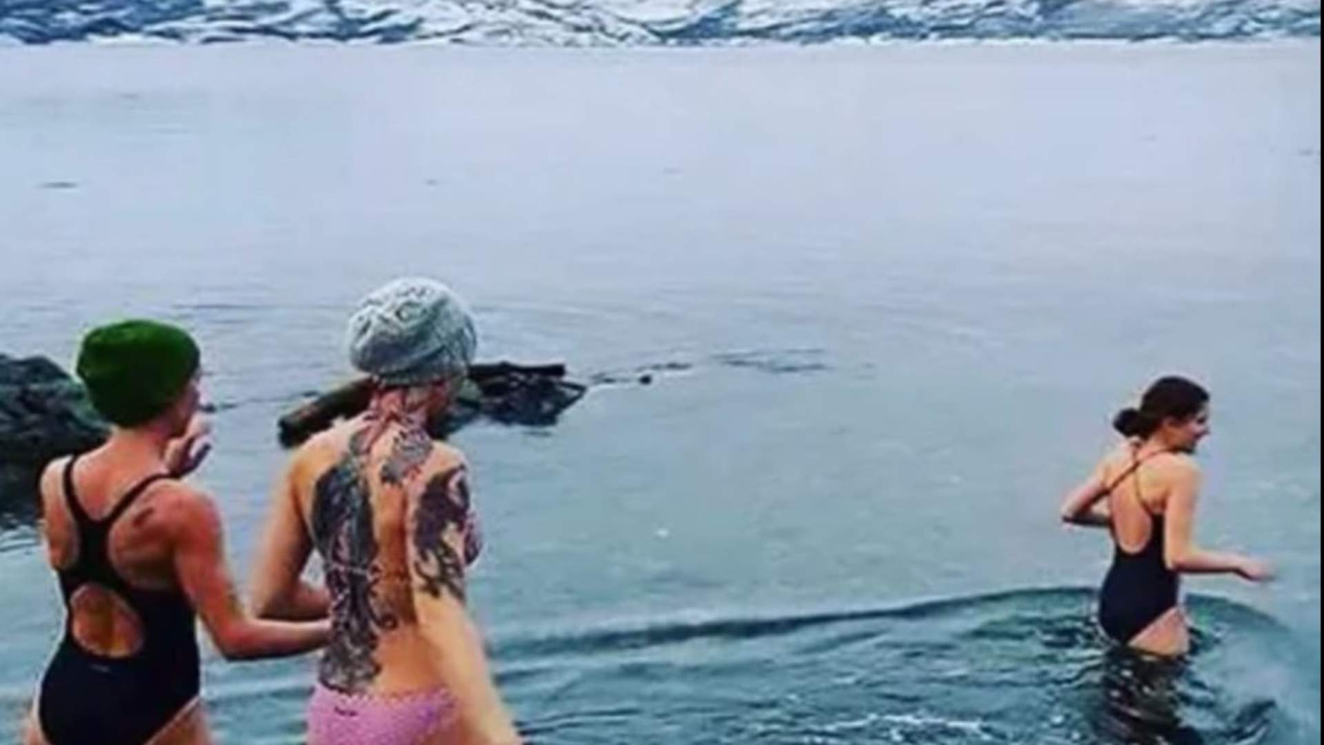 Ice bathing and Sauna with traditional Norwegian lunch