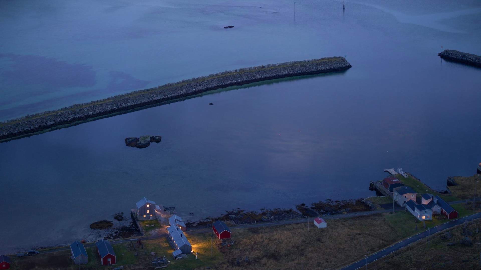 Villa Lofoten Harbour at Night