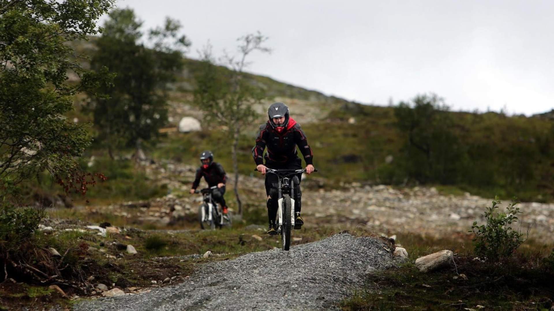 Bicycle and hiking trails | Harpefossen