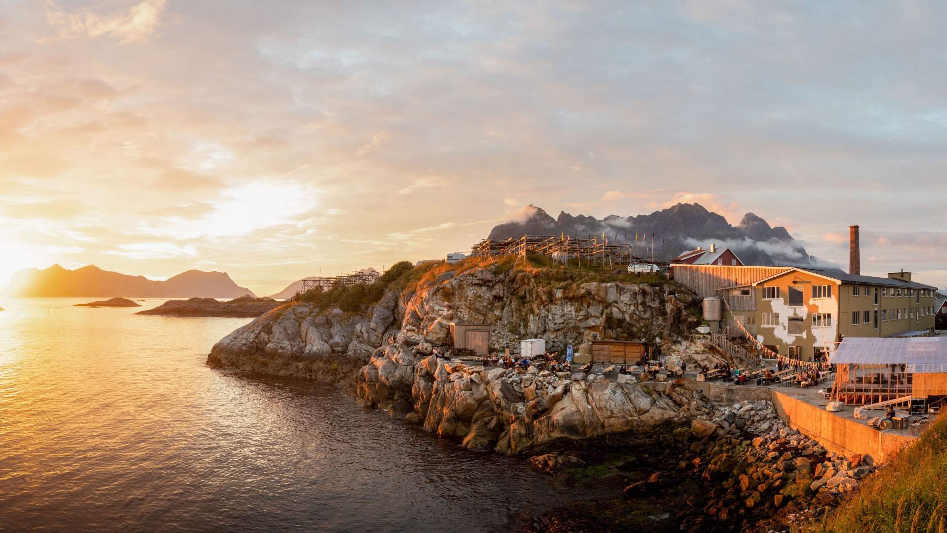 Trevarefabrikken in Henningsvær