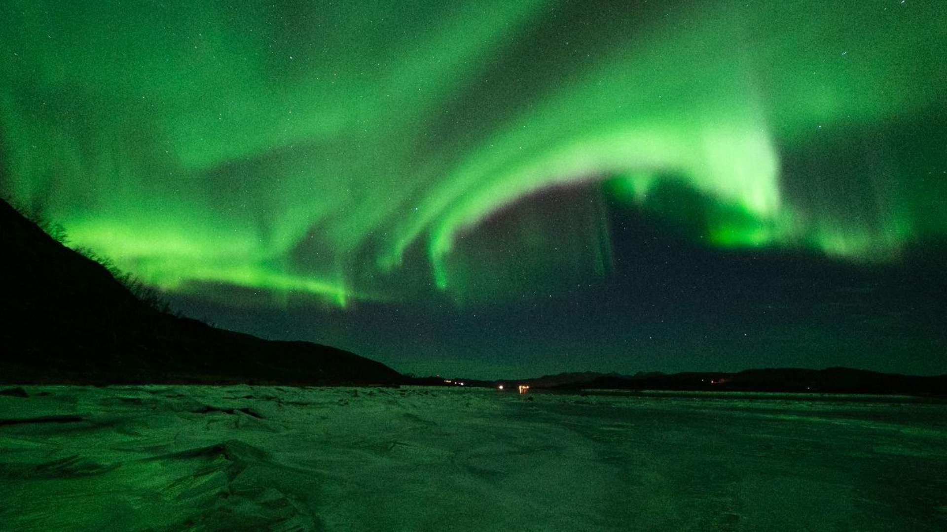 Nordlystur med bilder inkludert