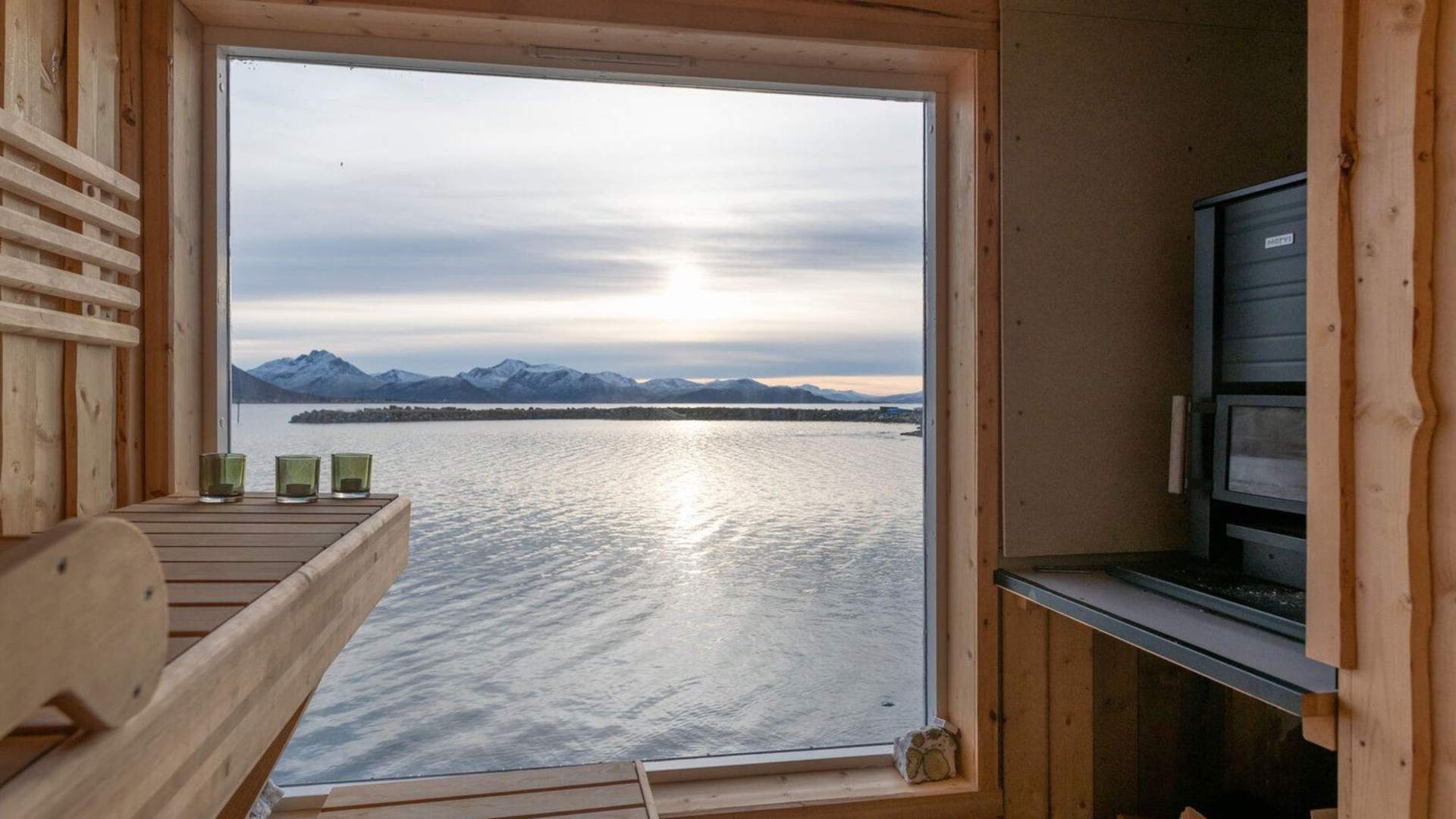 Arctic Ocean Lodge