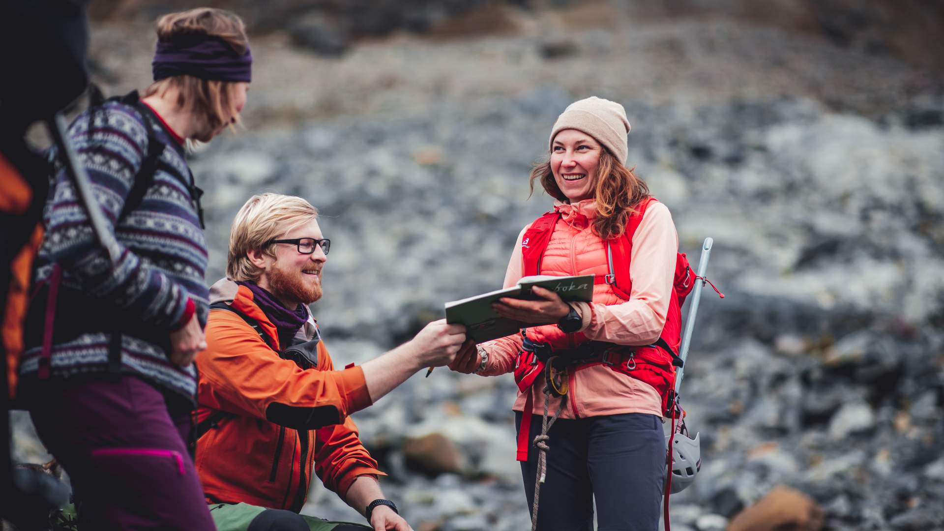 Overnight glacier experience with Lyngen Outdoor Experience