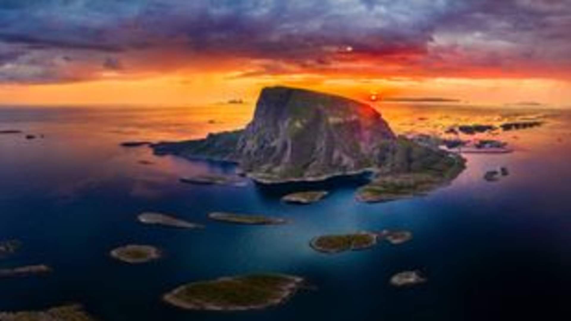 Lovund Hotel