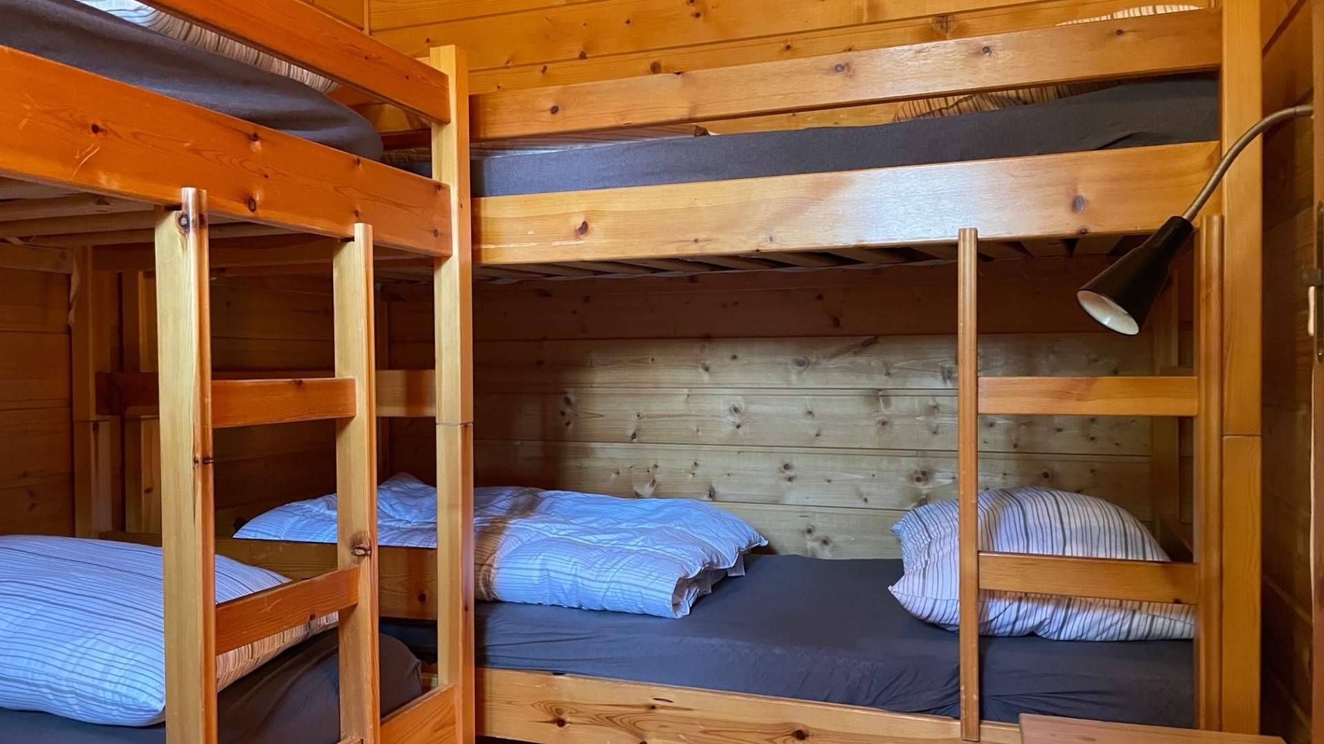 Tjugen Camping, Loen