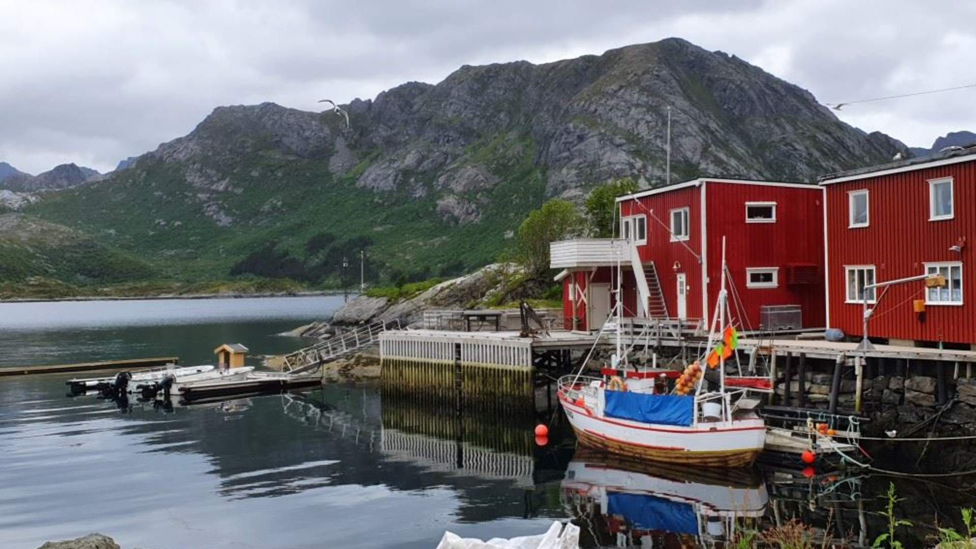 Rorbu på Mølnarodden