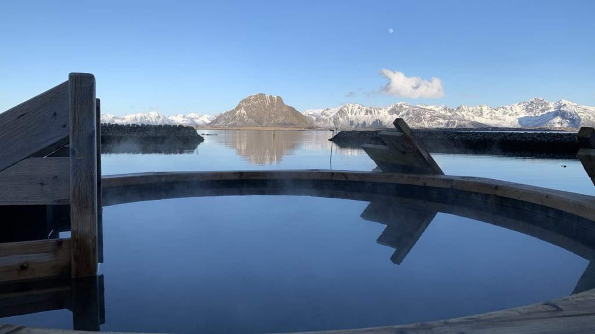 Private exclusive car sightseeing - 4 hours