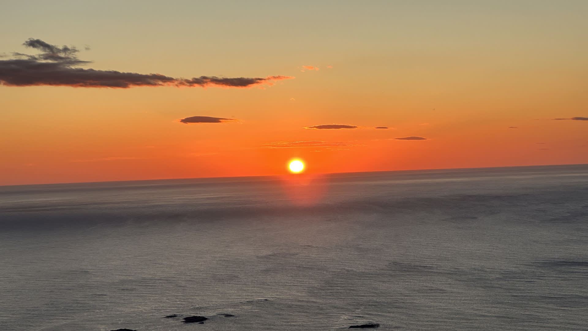 Private exclusive midnight sun cruise by boat - 2 hours