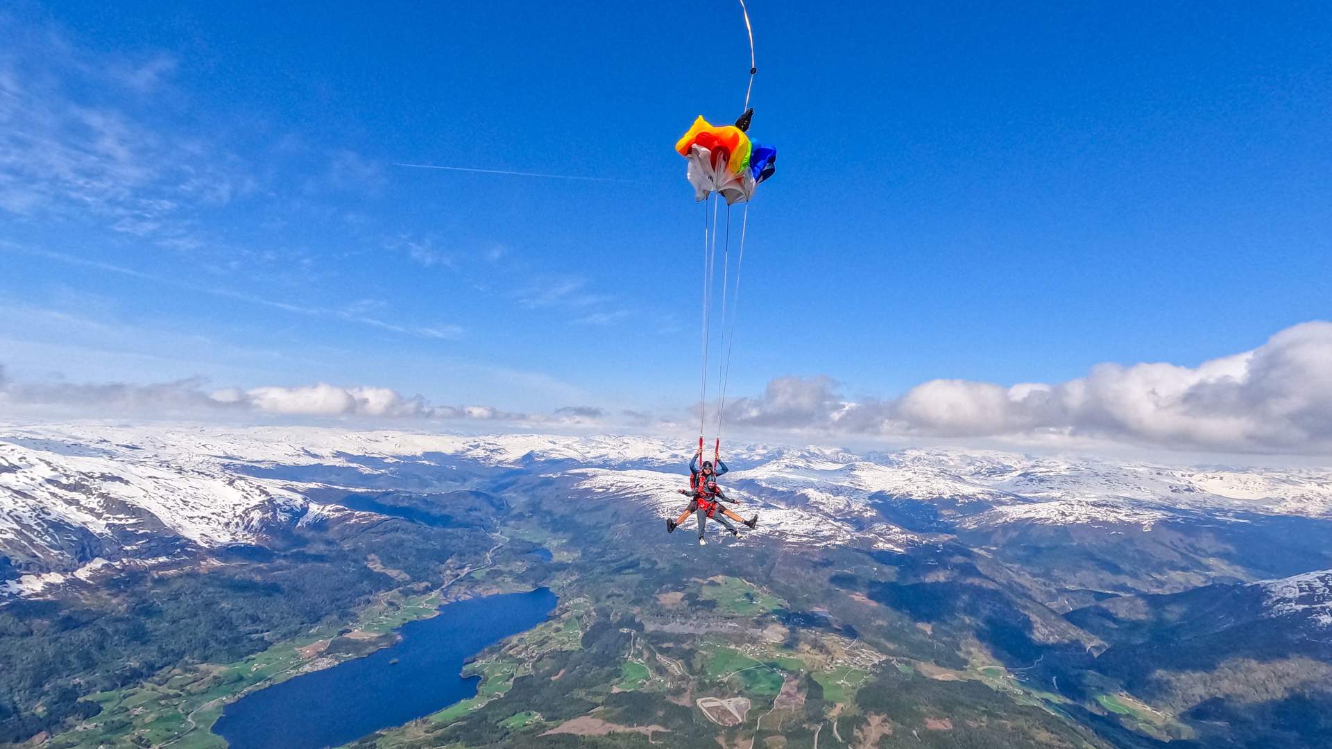Tandem skydive, Skydive Voss