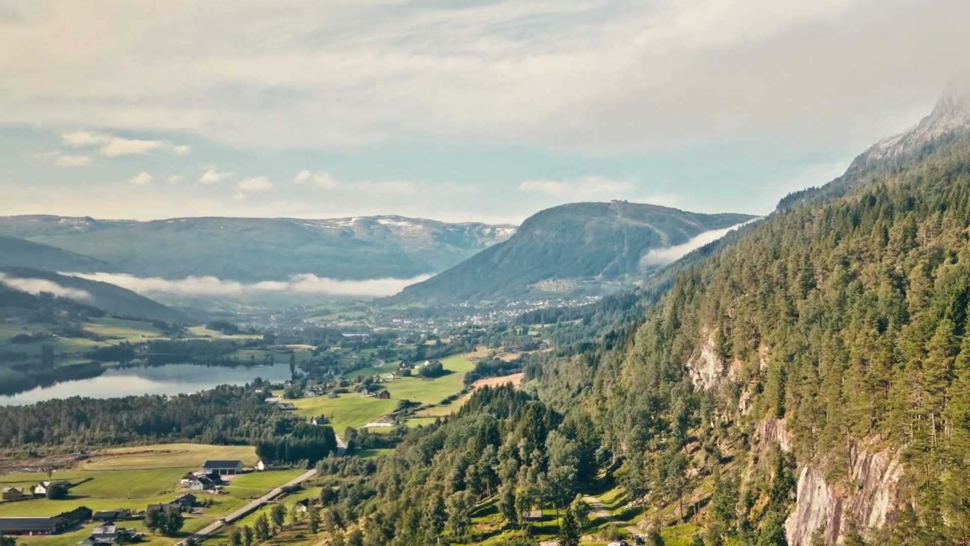Lønahorgi Mountain Climb, with Wild Voss