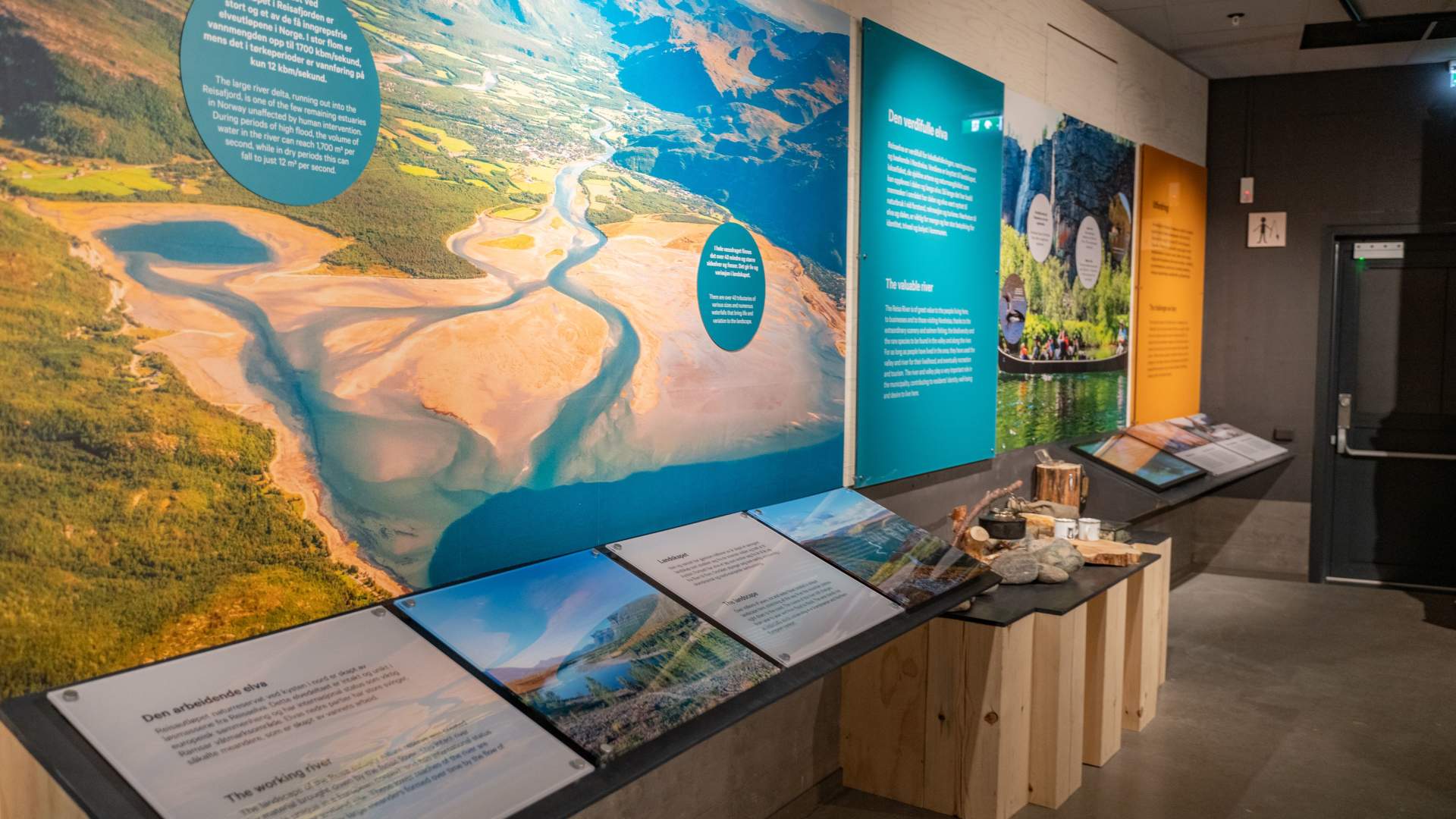 The exhibition - Fantastic Reisa