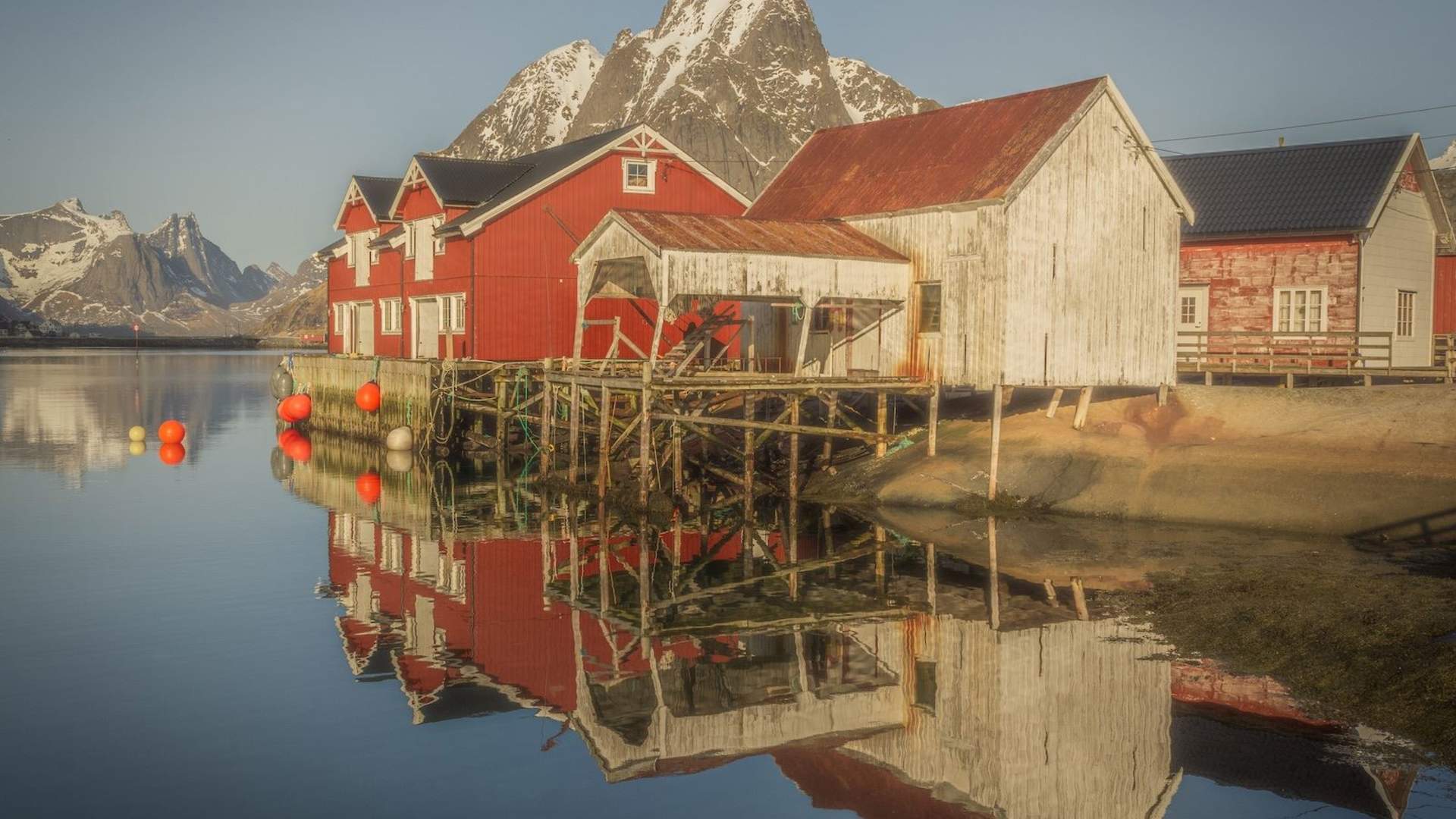Lofoten Iconic Photo Spots - Lofoten Luminance