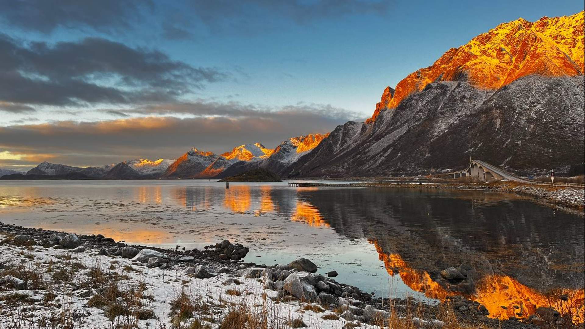 Day Tour Tromsø&#8211;Lofoten via Harstad (one way)