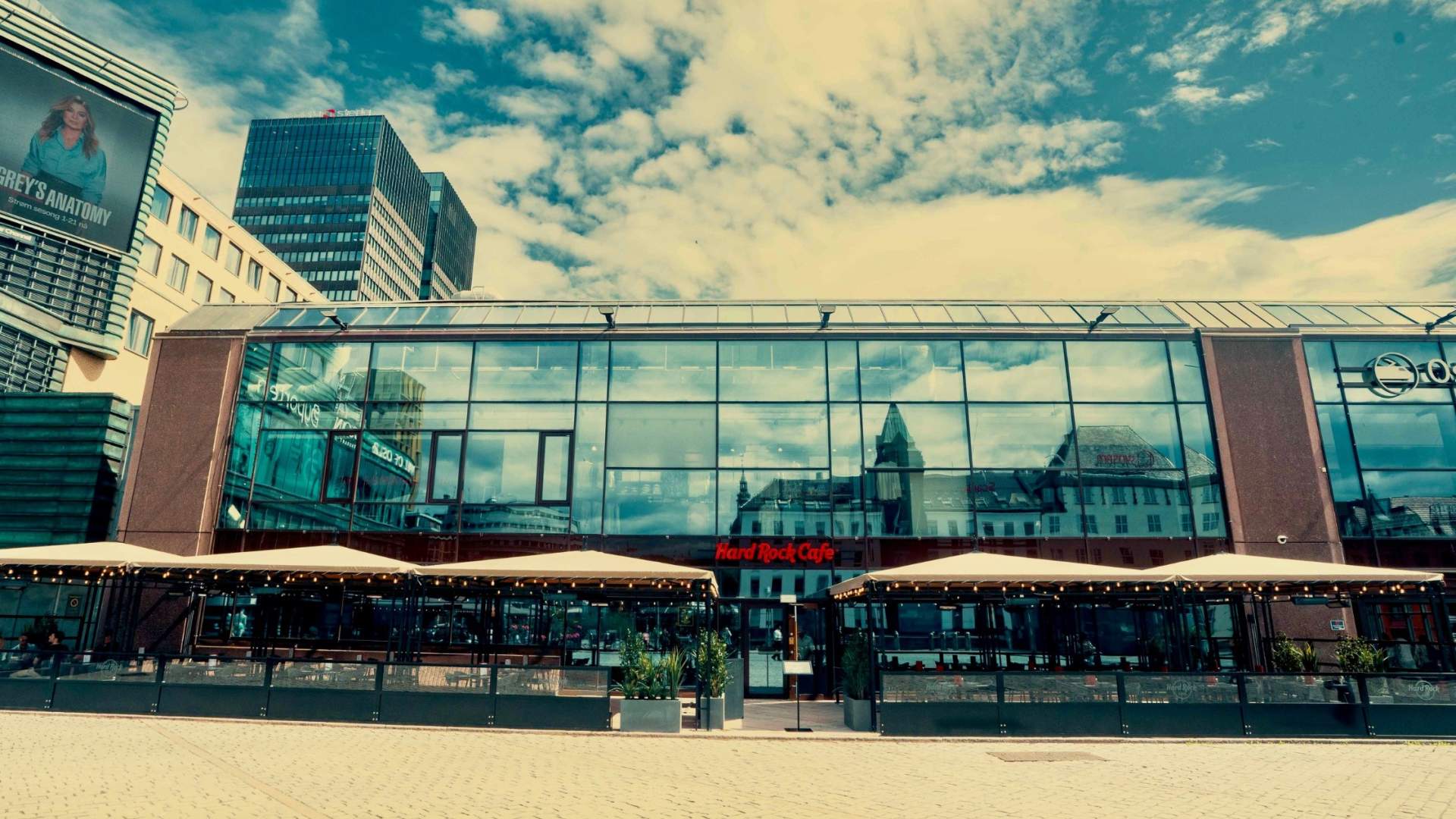 Hard Rock Cafe Oslo Exterior Facade