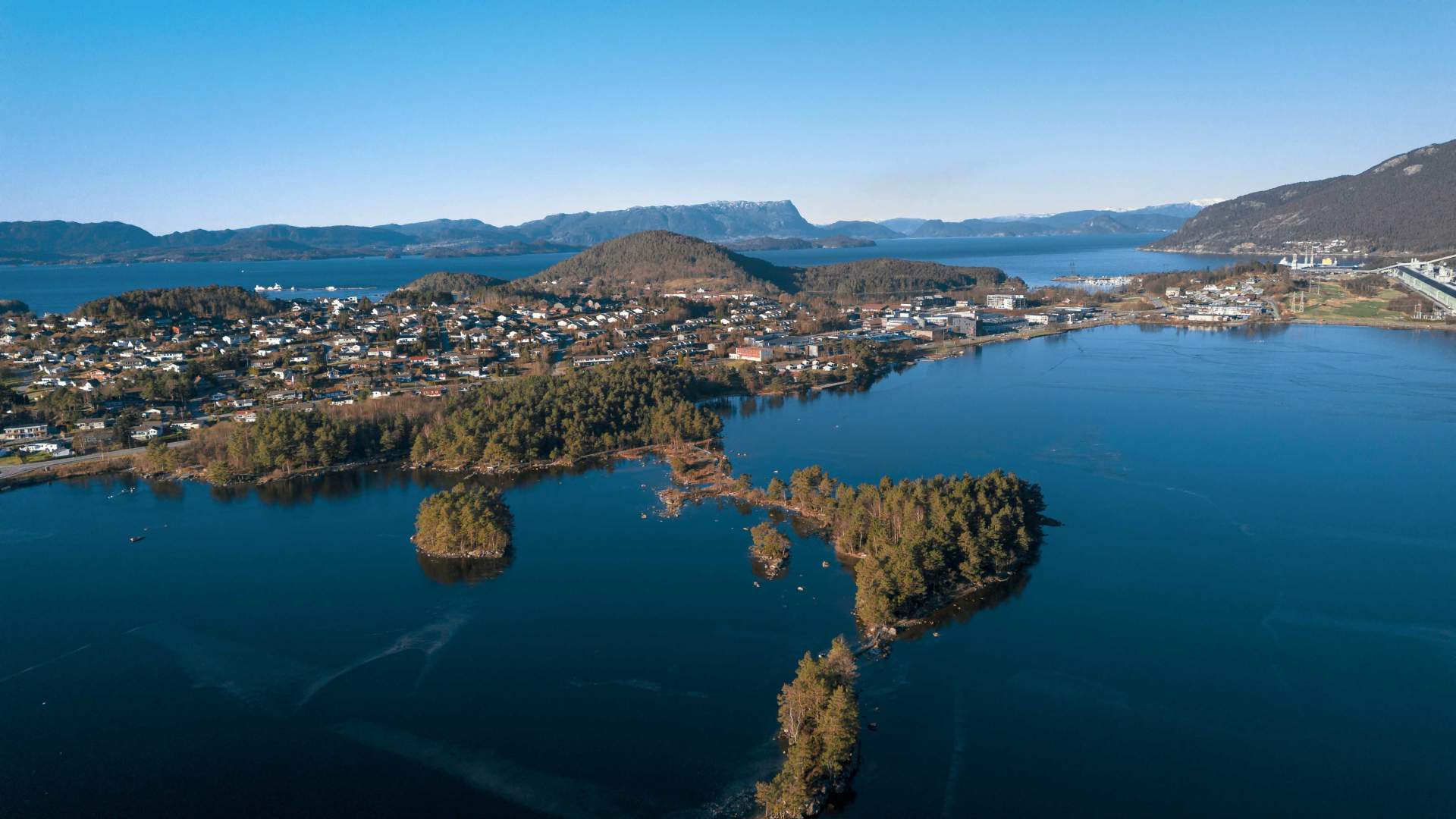 13 - Husnes Sentrum Hotel