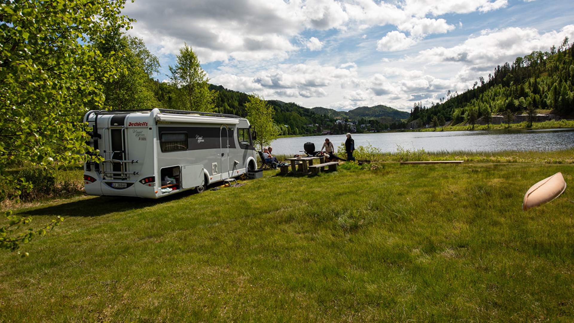 2-morgedal-camping-bobil-ved-vannet
