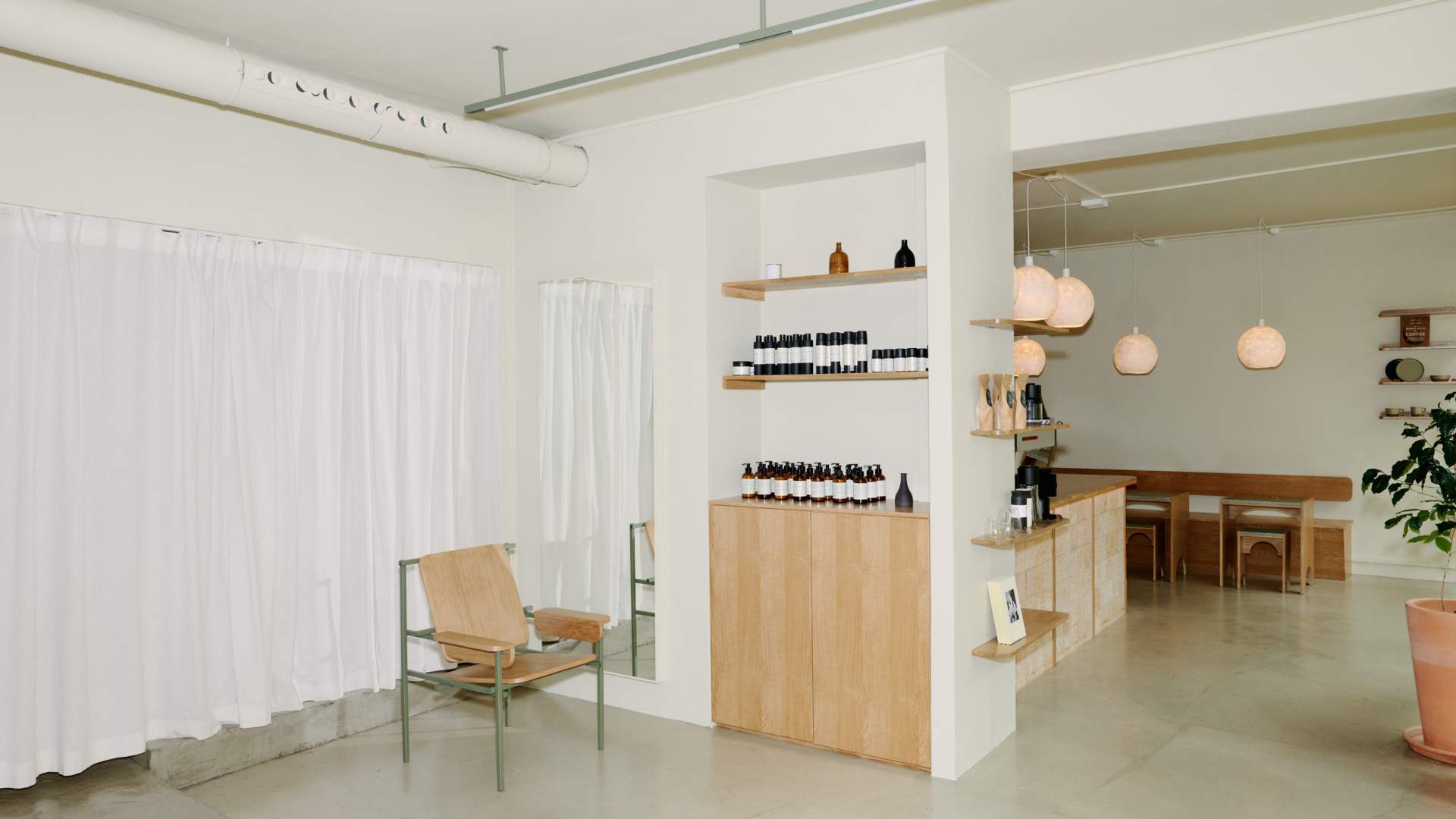 F5 Concept Store interiør
