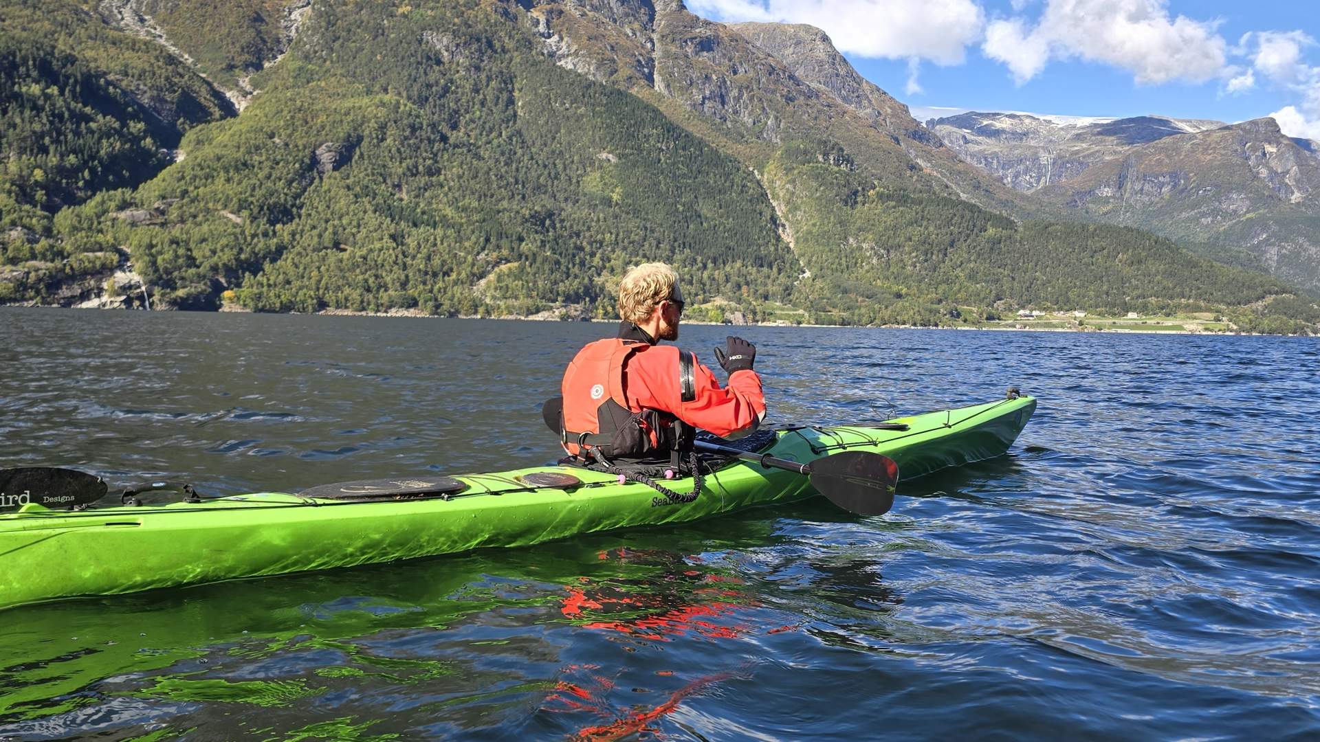 Guidet sjøkajakktur på vakre Hardangerfjorden!