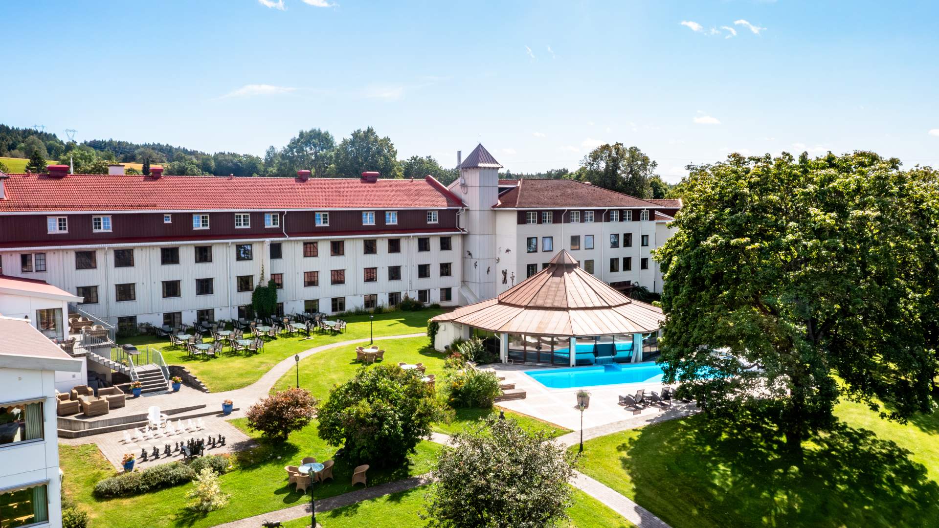 2025_08_06_KlækkenHotell_Dronebilde_TordSkansen-6