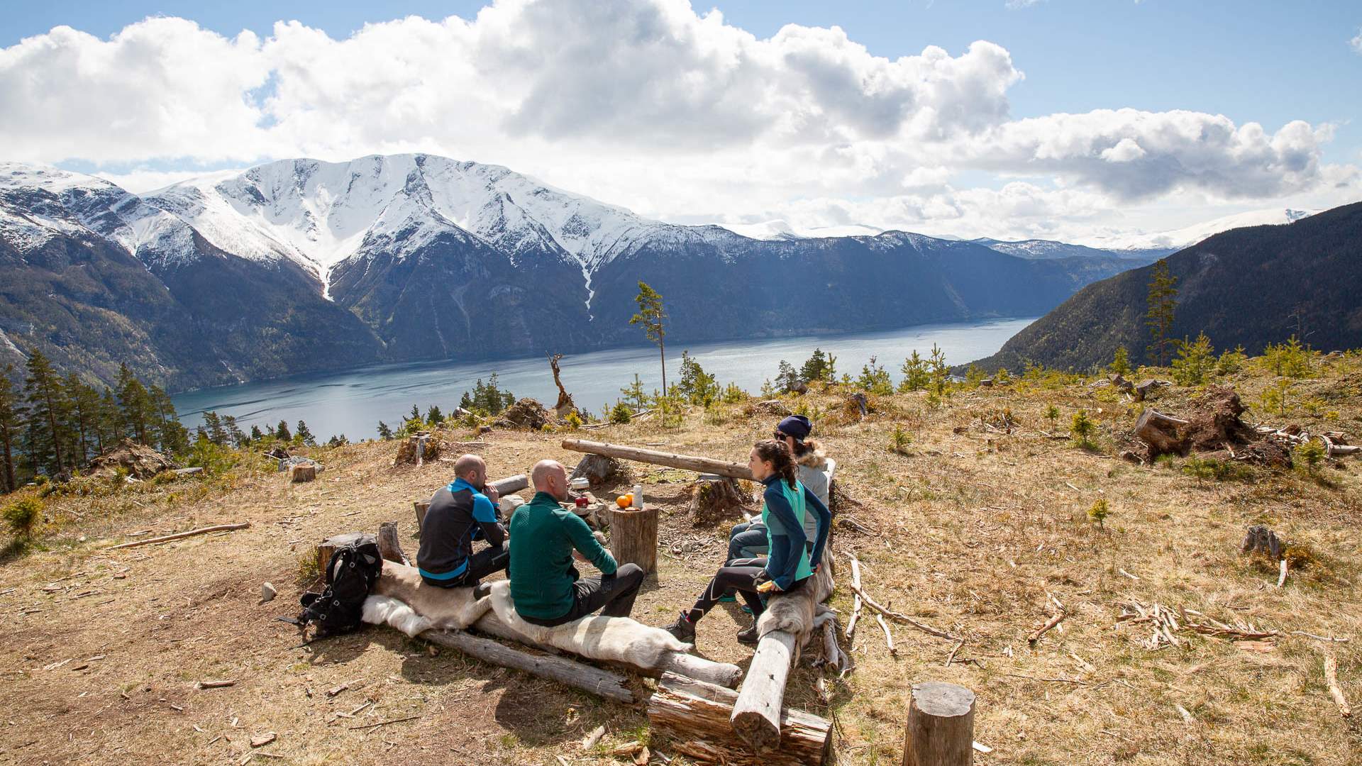 Meet the locals, Sognefjord Guiding