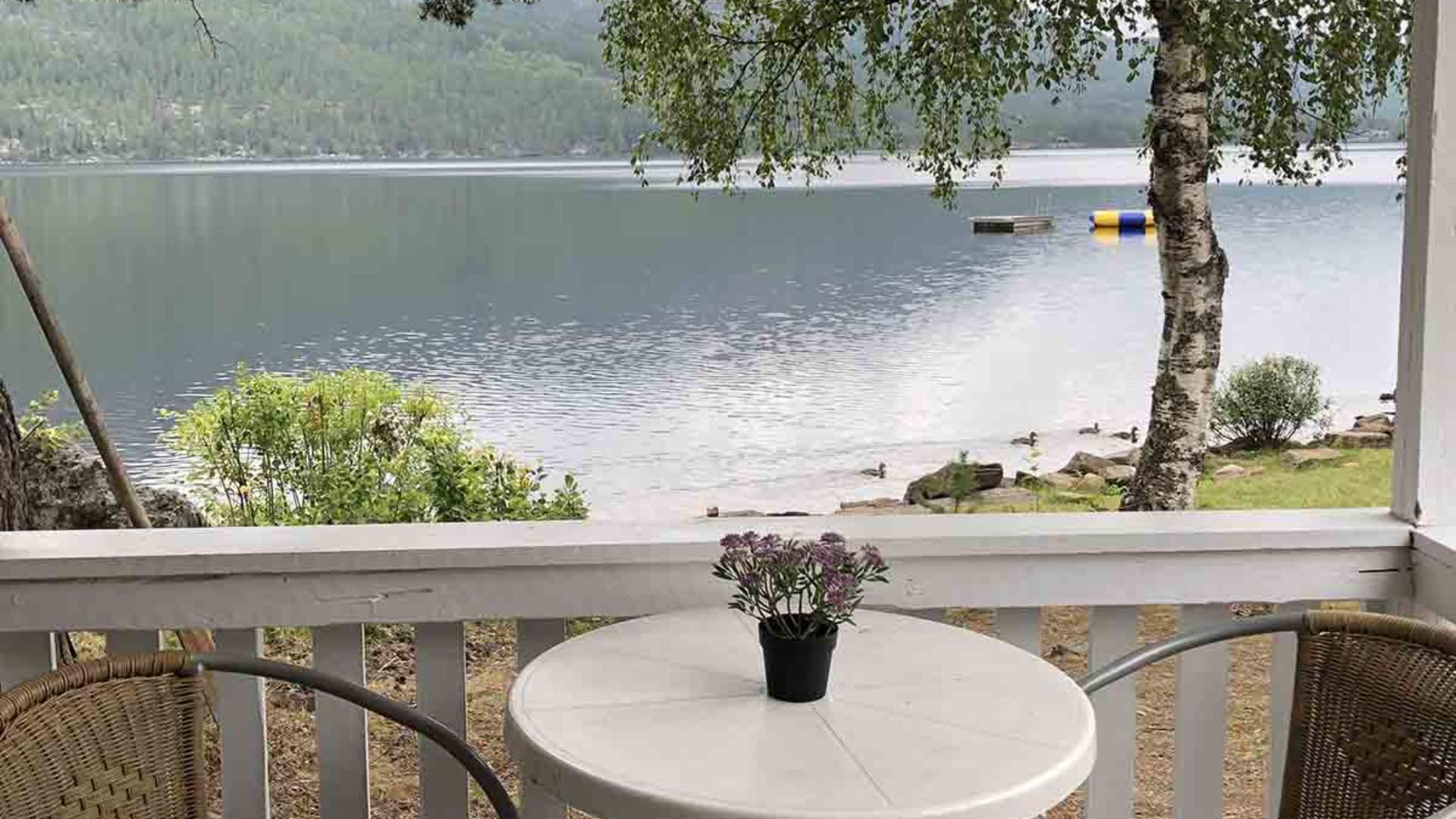 20BC2700-F0C5-4C54-A245-12BE4C213680