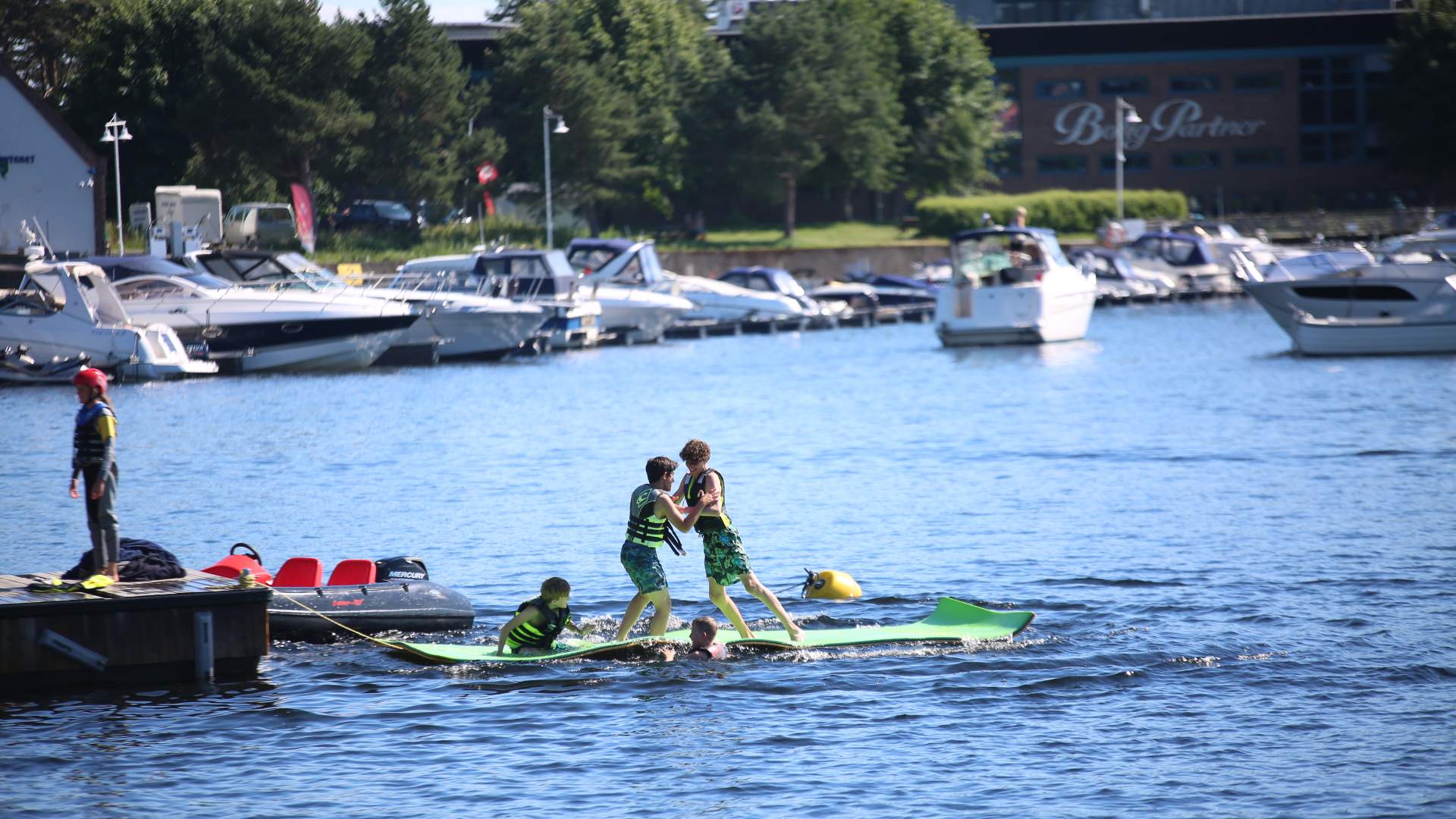 Vannsport på Mjøsfronten