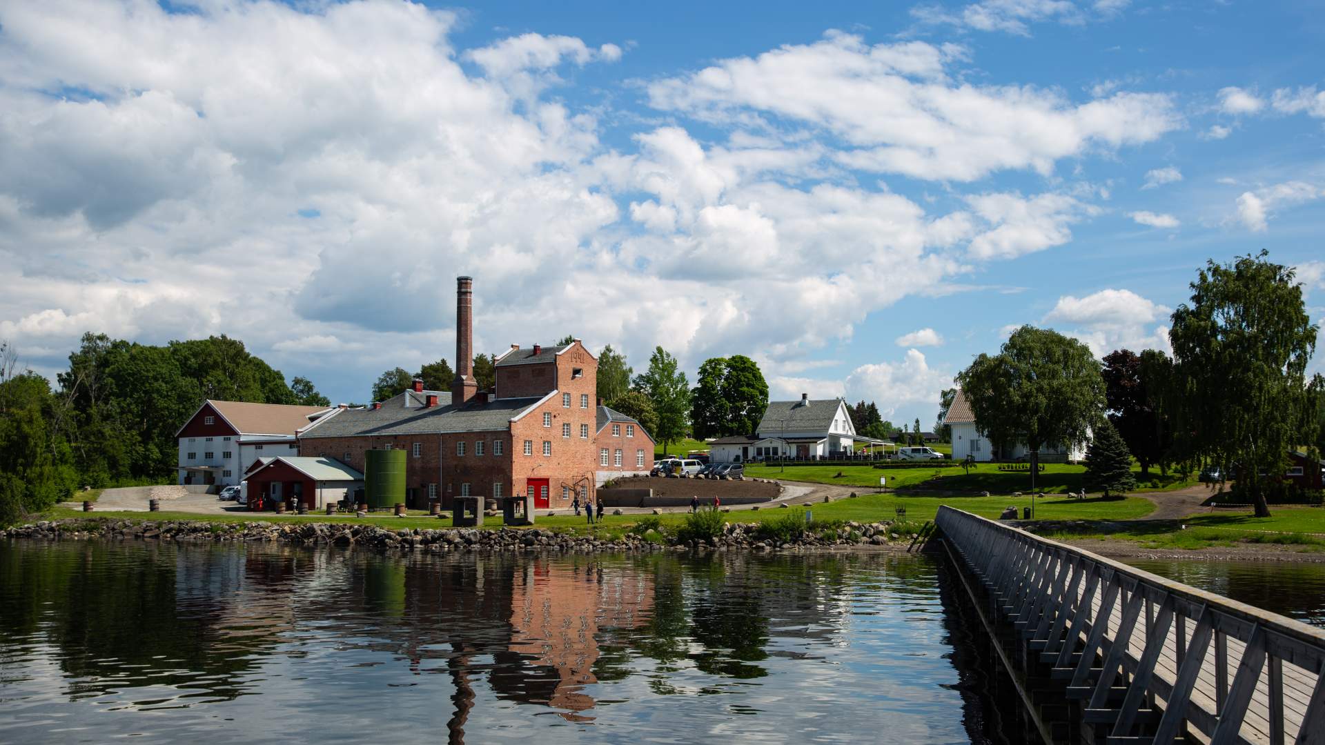 Atlungstad brenneri ved Mjøsa, Stange