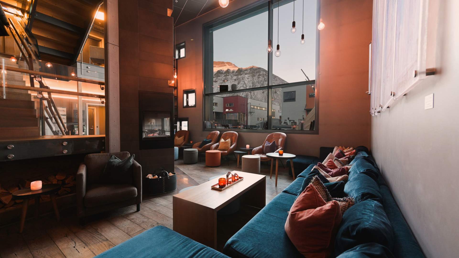 2_Svalbard Hotell Polfareren_lobby_fellesområde (3)