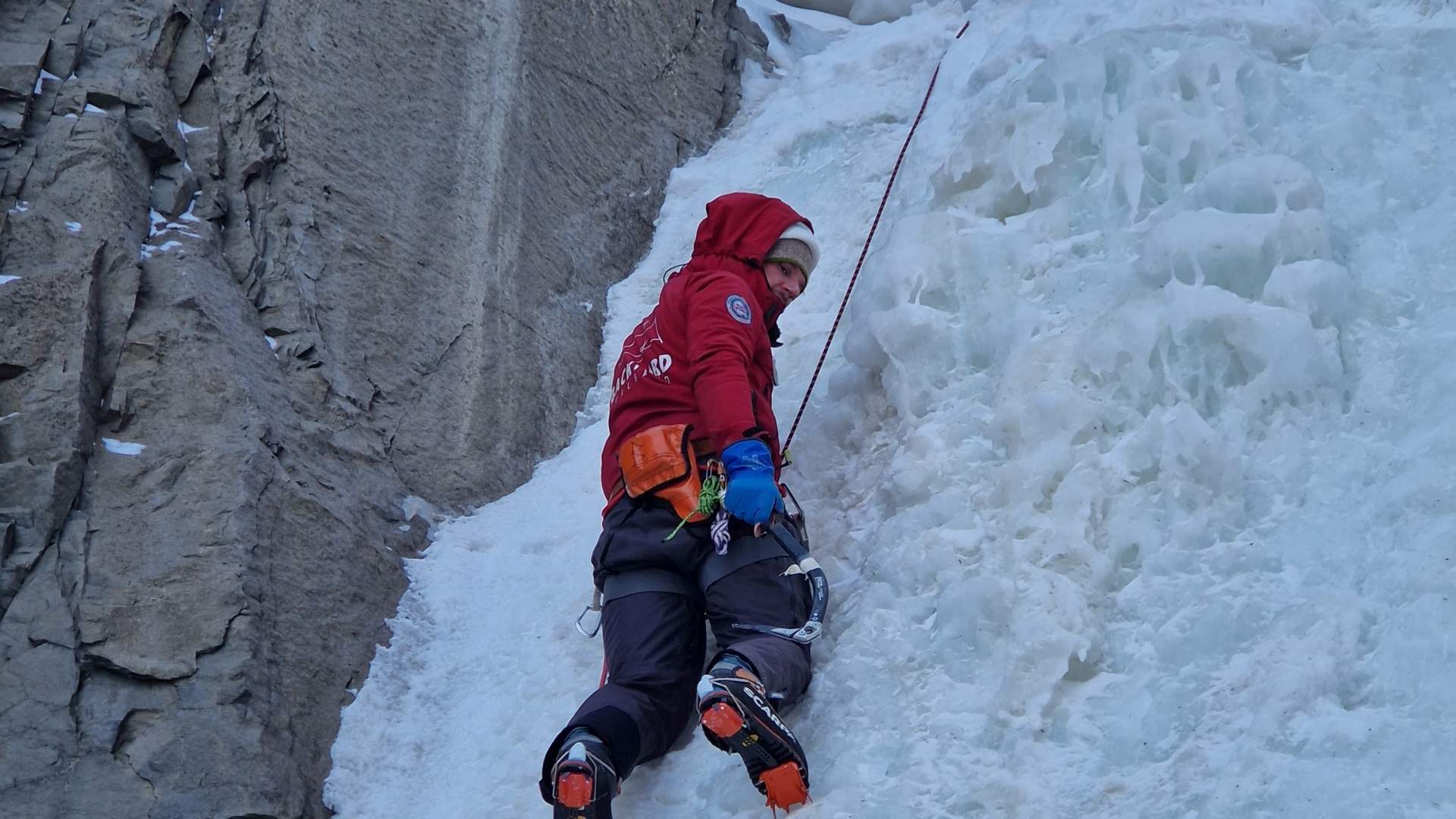 2c76dd30-42ae-4c06-946b-882fd22f9325