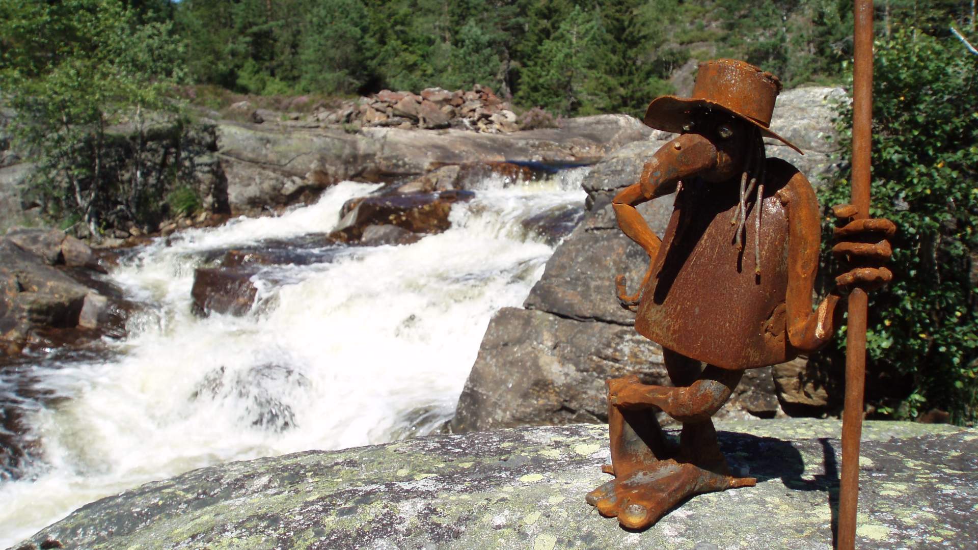 Fossetrollet ved Flakkefossen i Birkenes