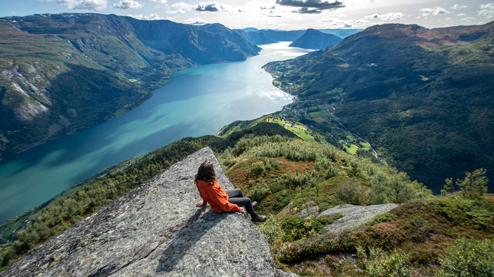 Børesteinen, Luster