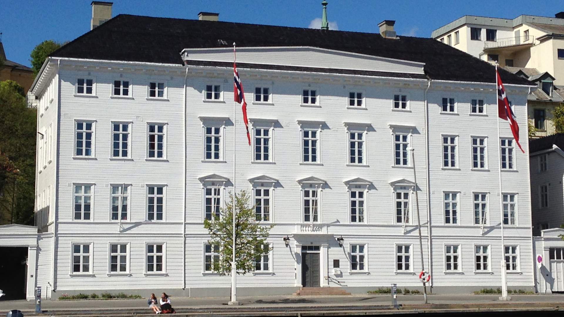 Gamle Rådhuset fra sjøen