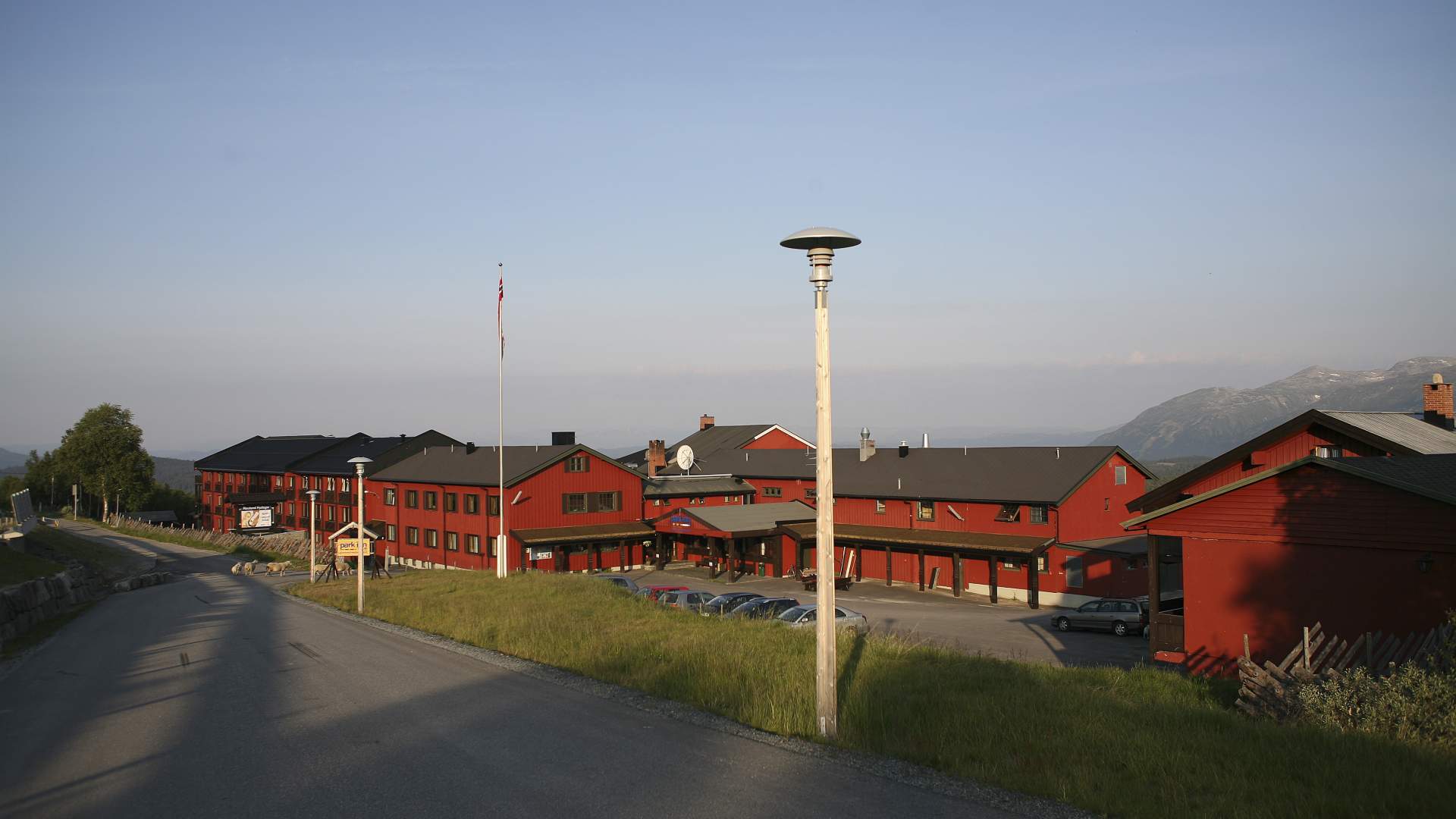 Rauland Høgfjellshotell fasade sommar
