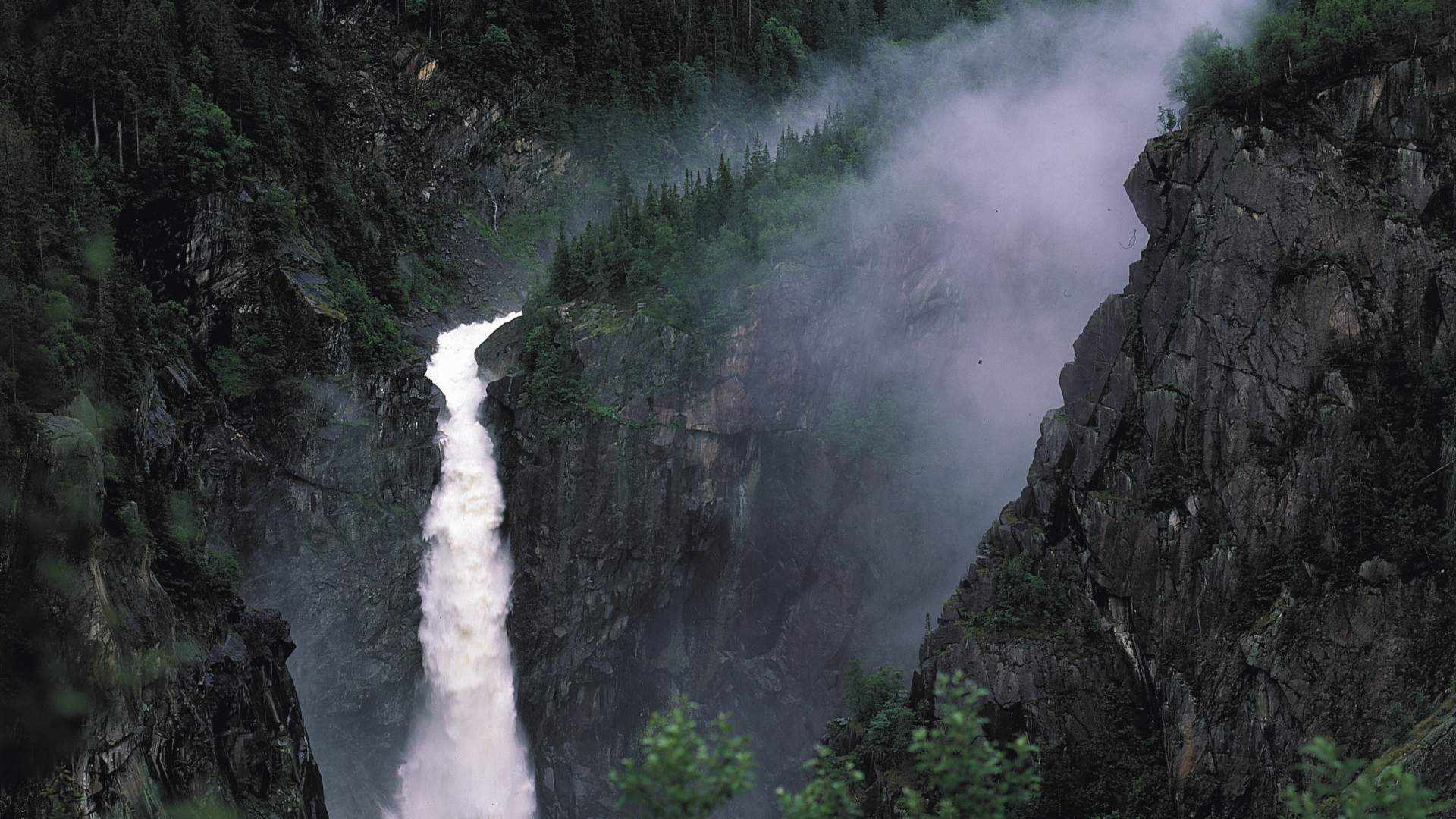 rjukanfossen5ÅT