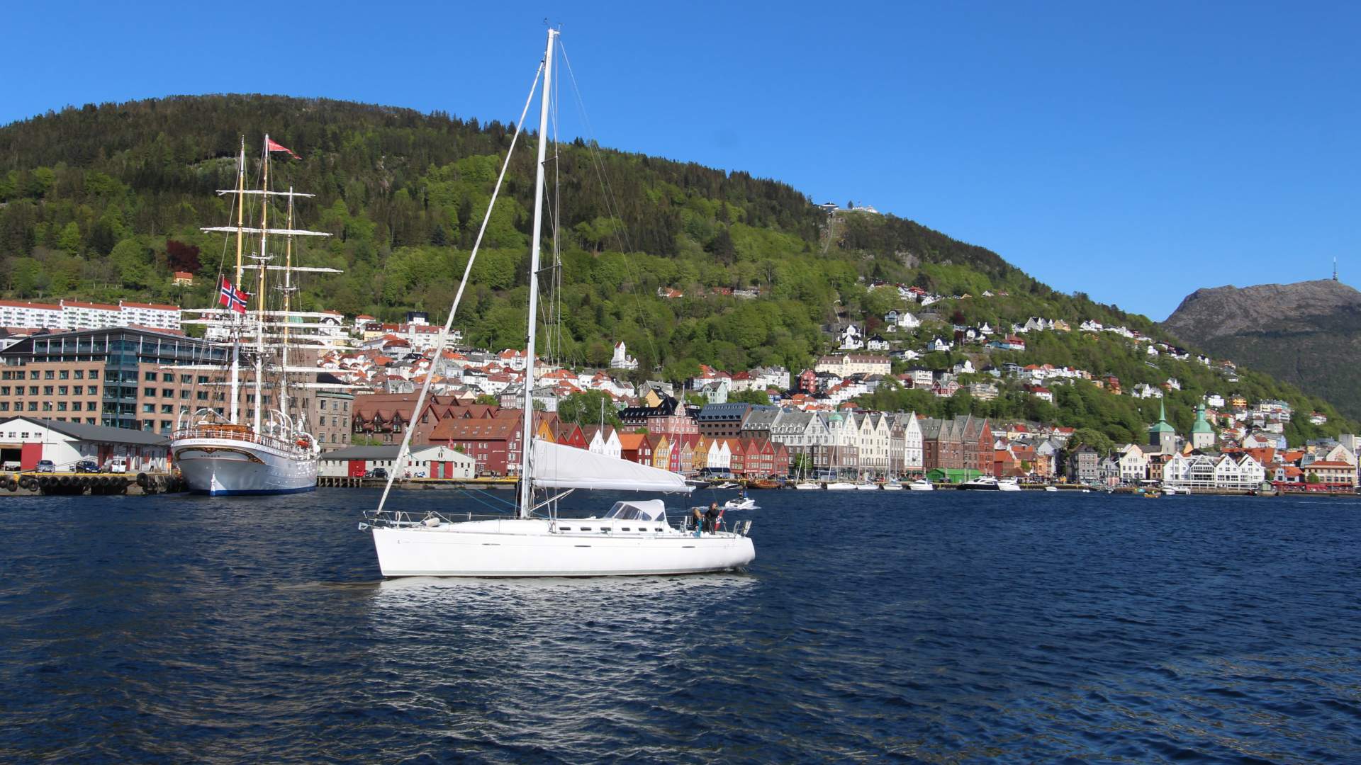 Opplev Bergen fra fjorden