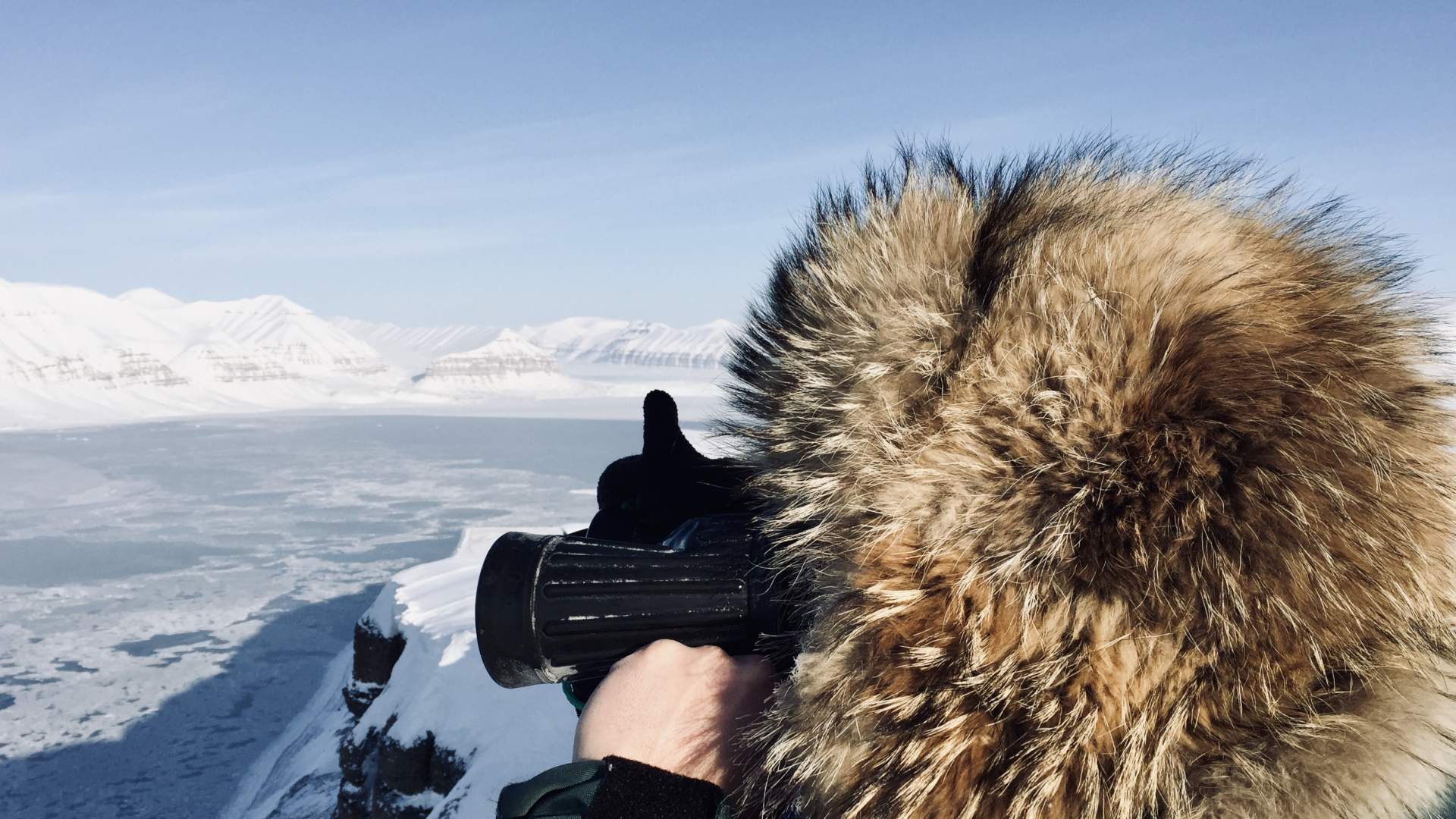 5. snowmobiling-svalbard-tempelfjorden-basecampexplorer-daytrip-photo-torillbrandalberge (2)